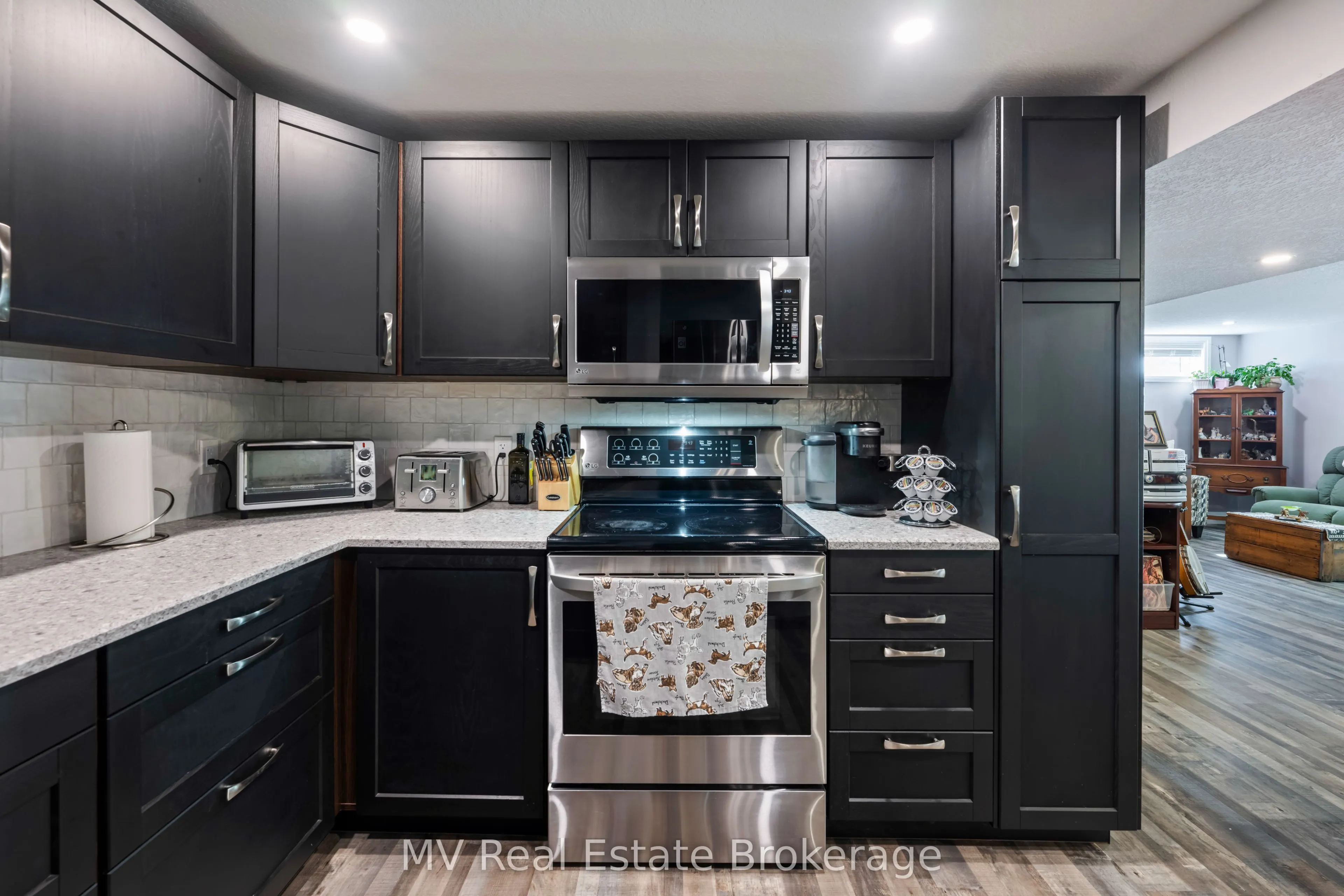 8378 Wellington Road 22