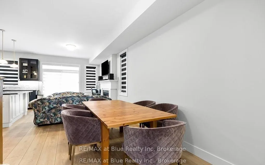 123 BLACK WILLOW Crescent