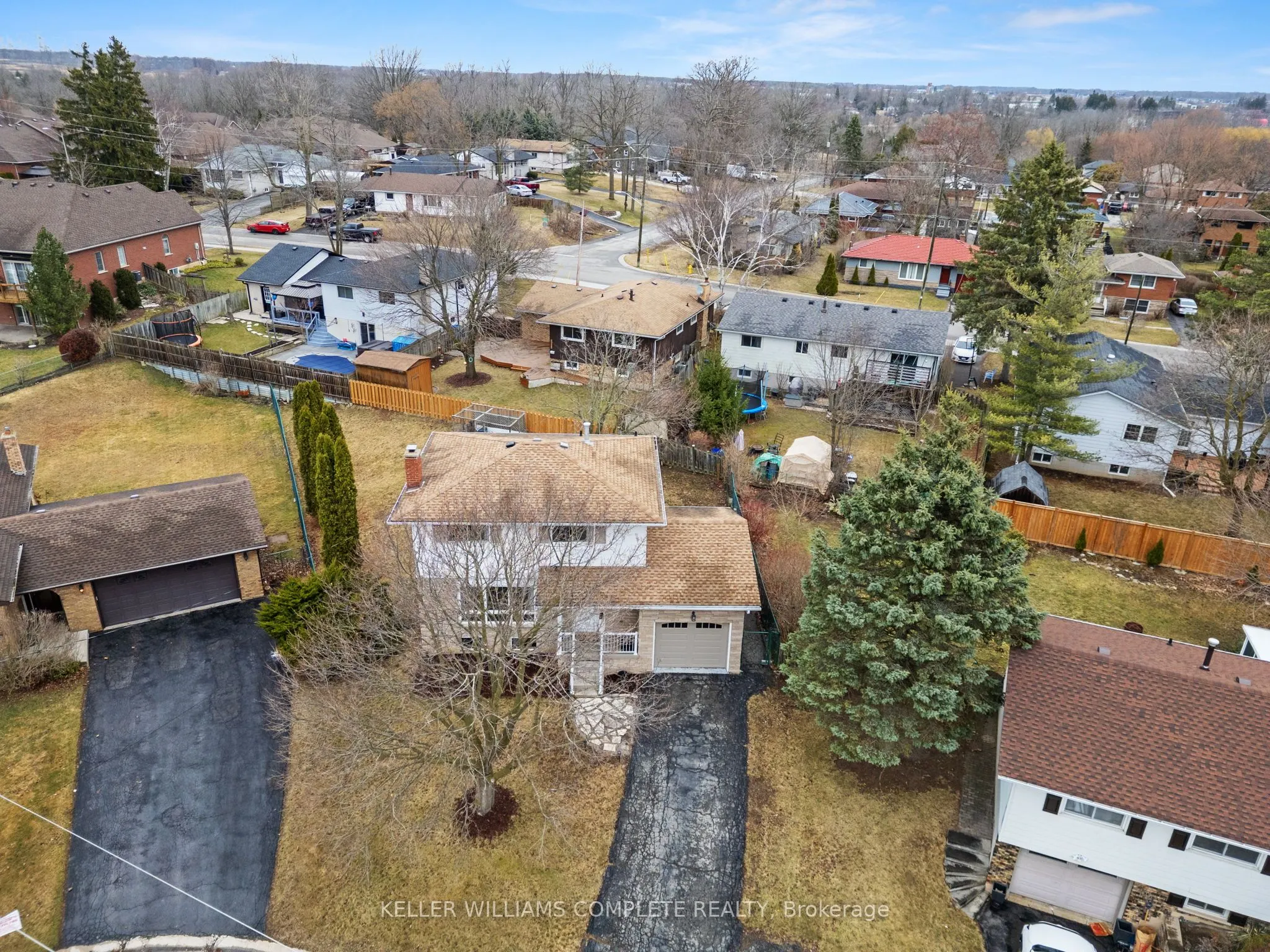 102 Dundee Drive