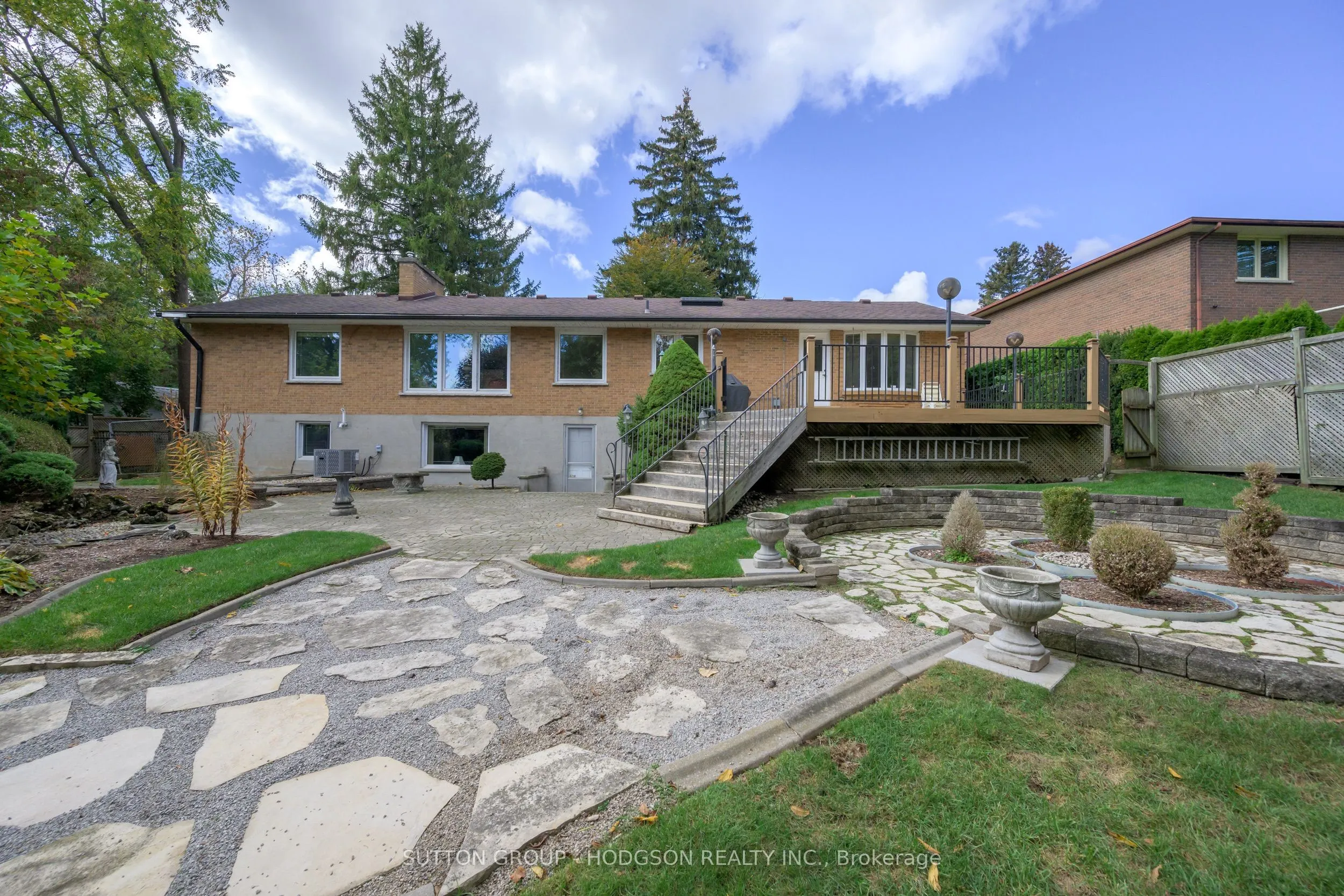 325 Thames Valley Avenue