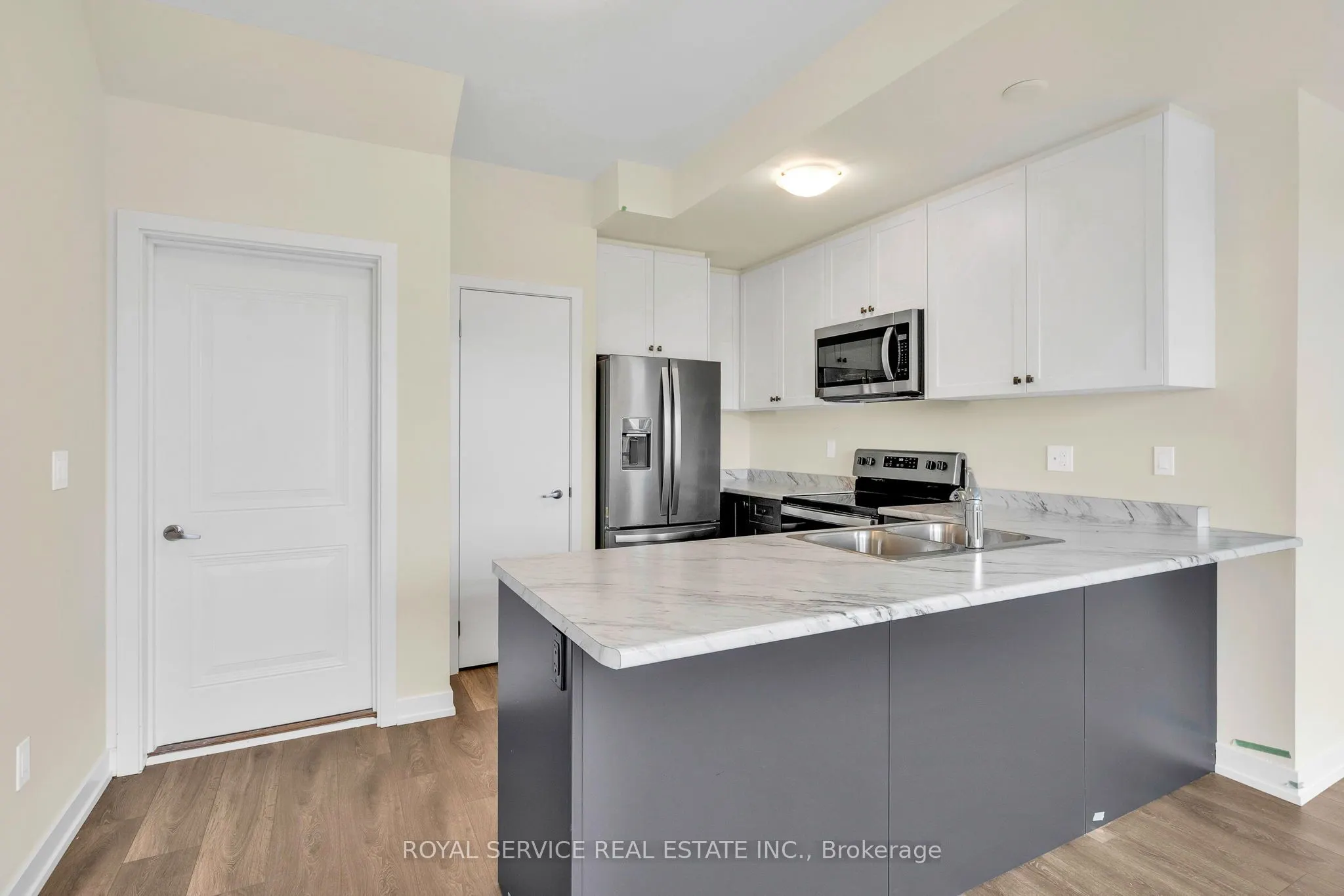 160 Densmore Road, #1704