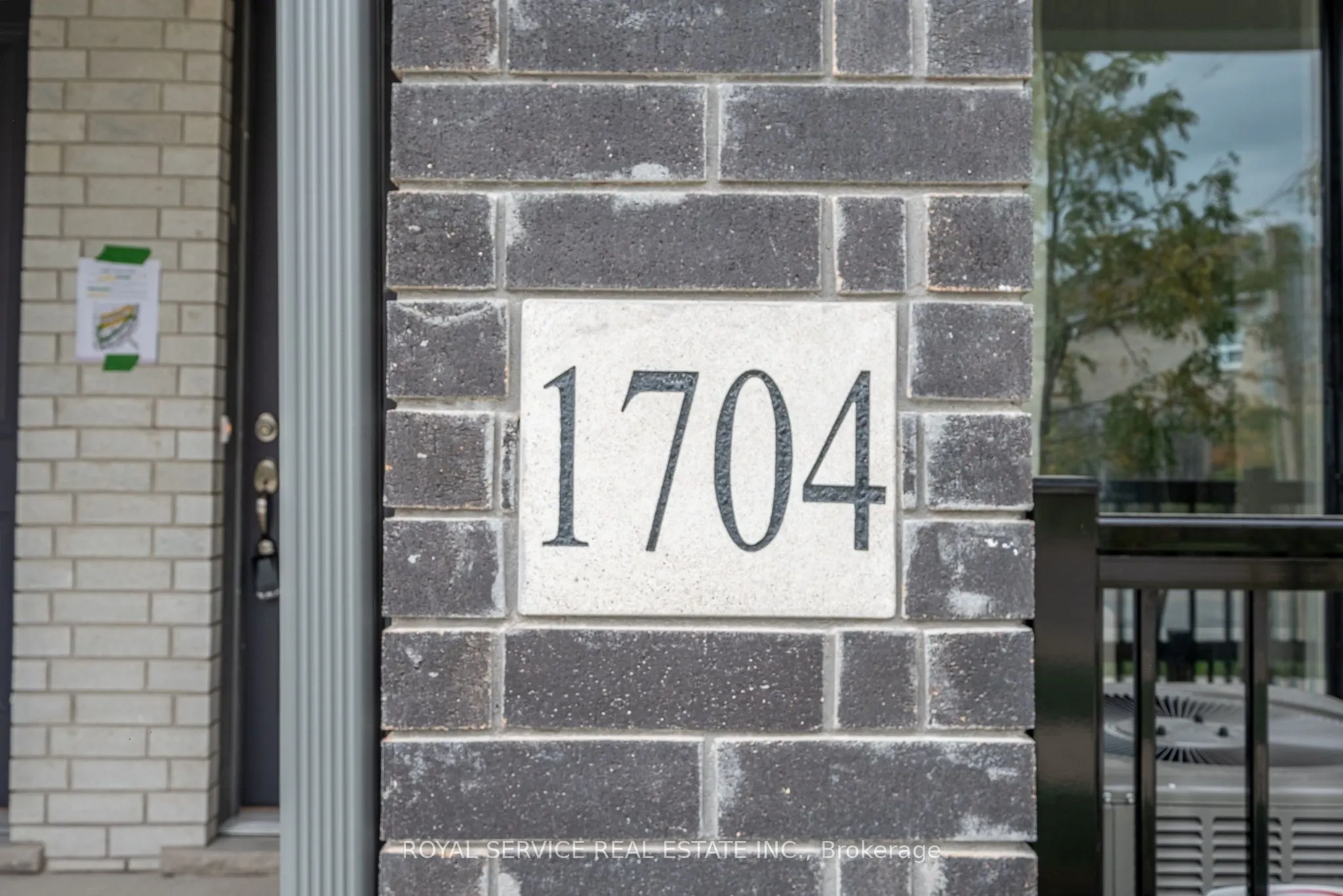 160 Densmore Road, #1704