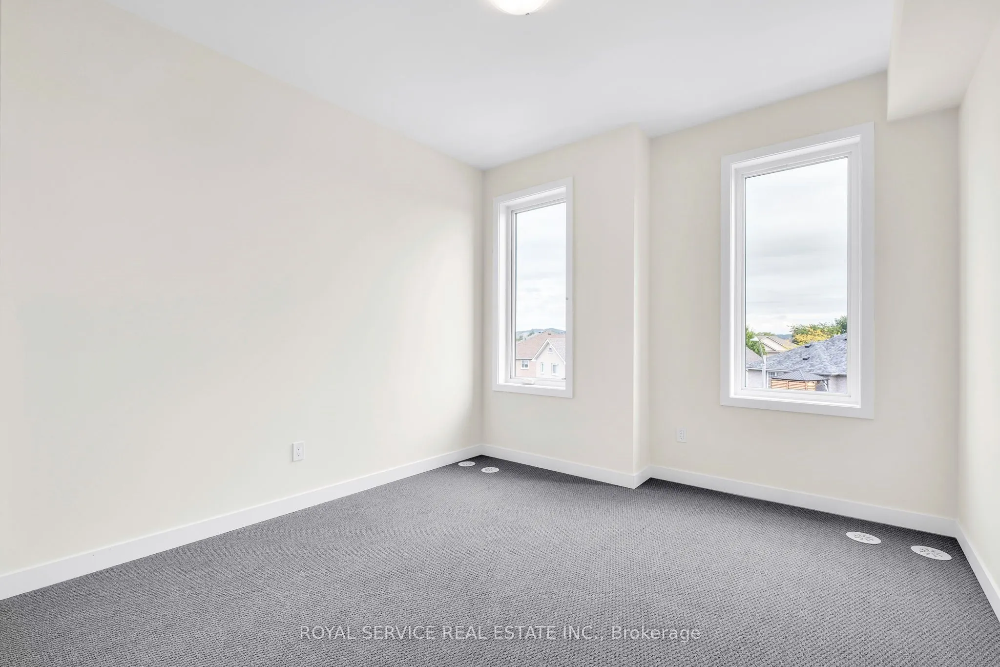 160 Densmore Road, #1704