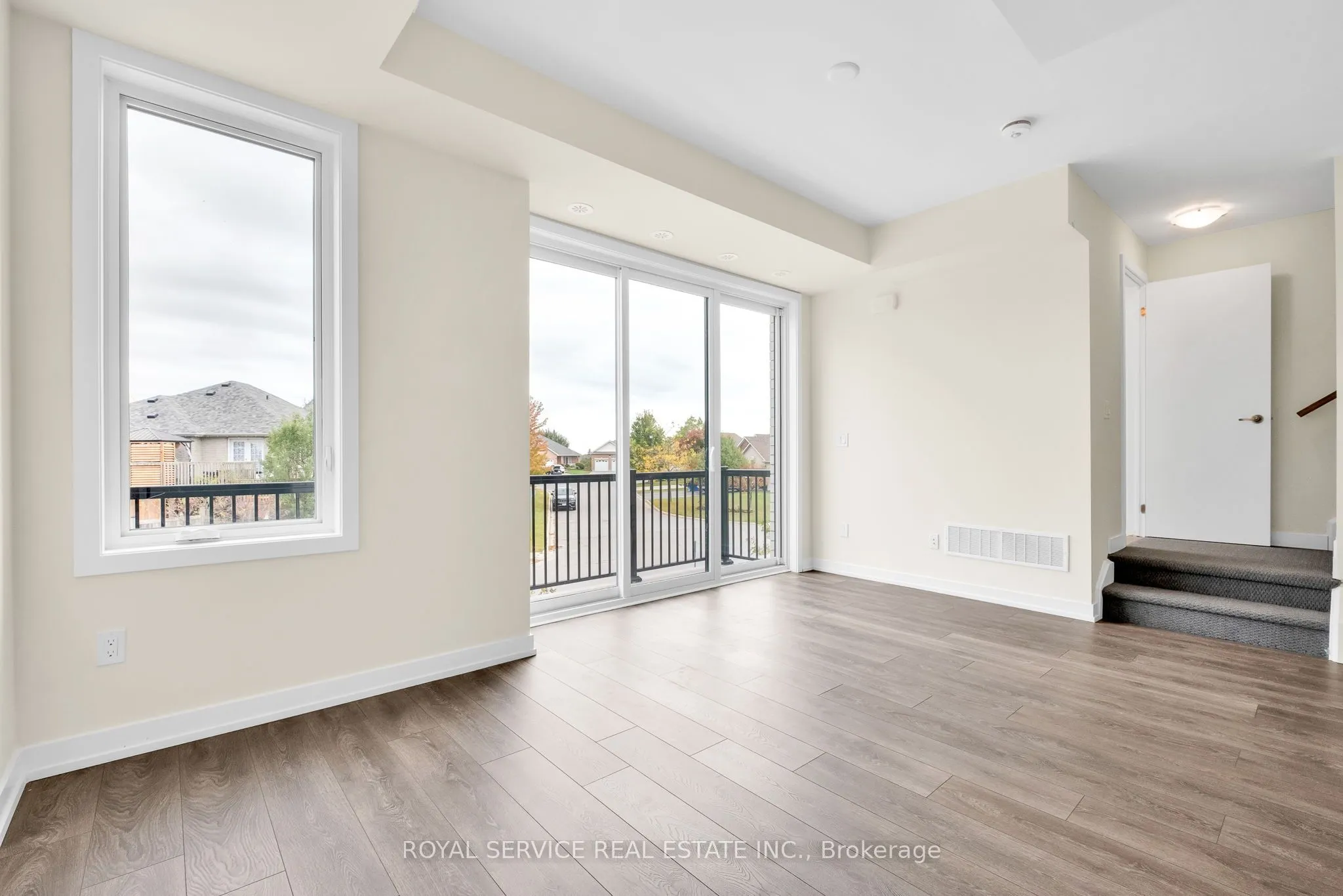 160 Densmore Road, #1704