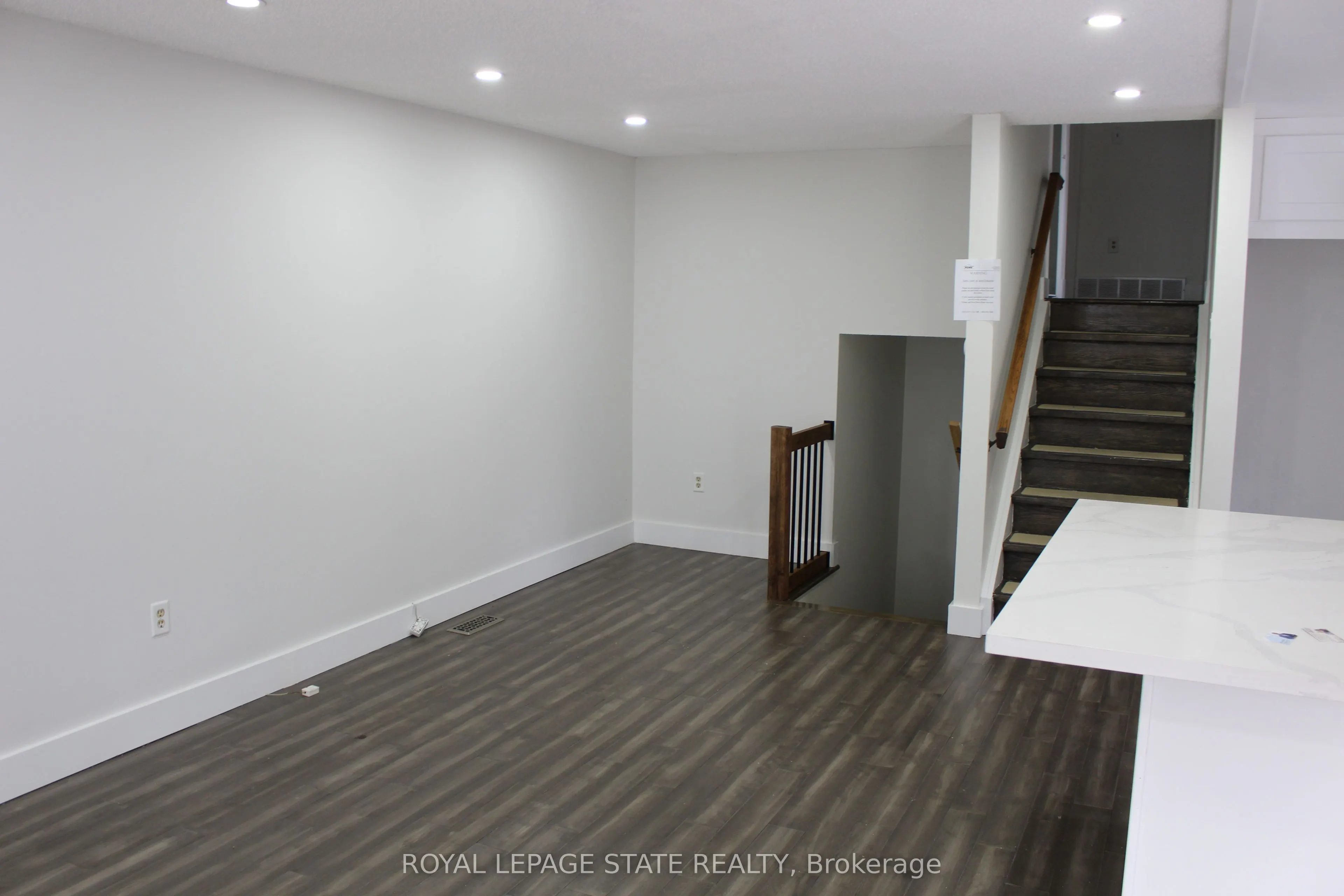 19 cecelia Court