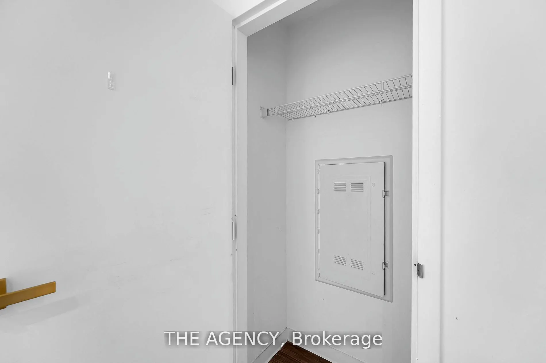 120 HURON Street, #221