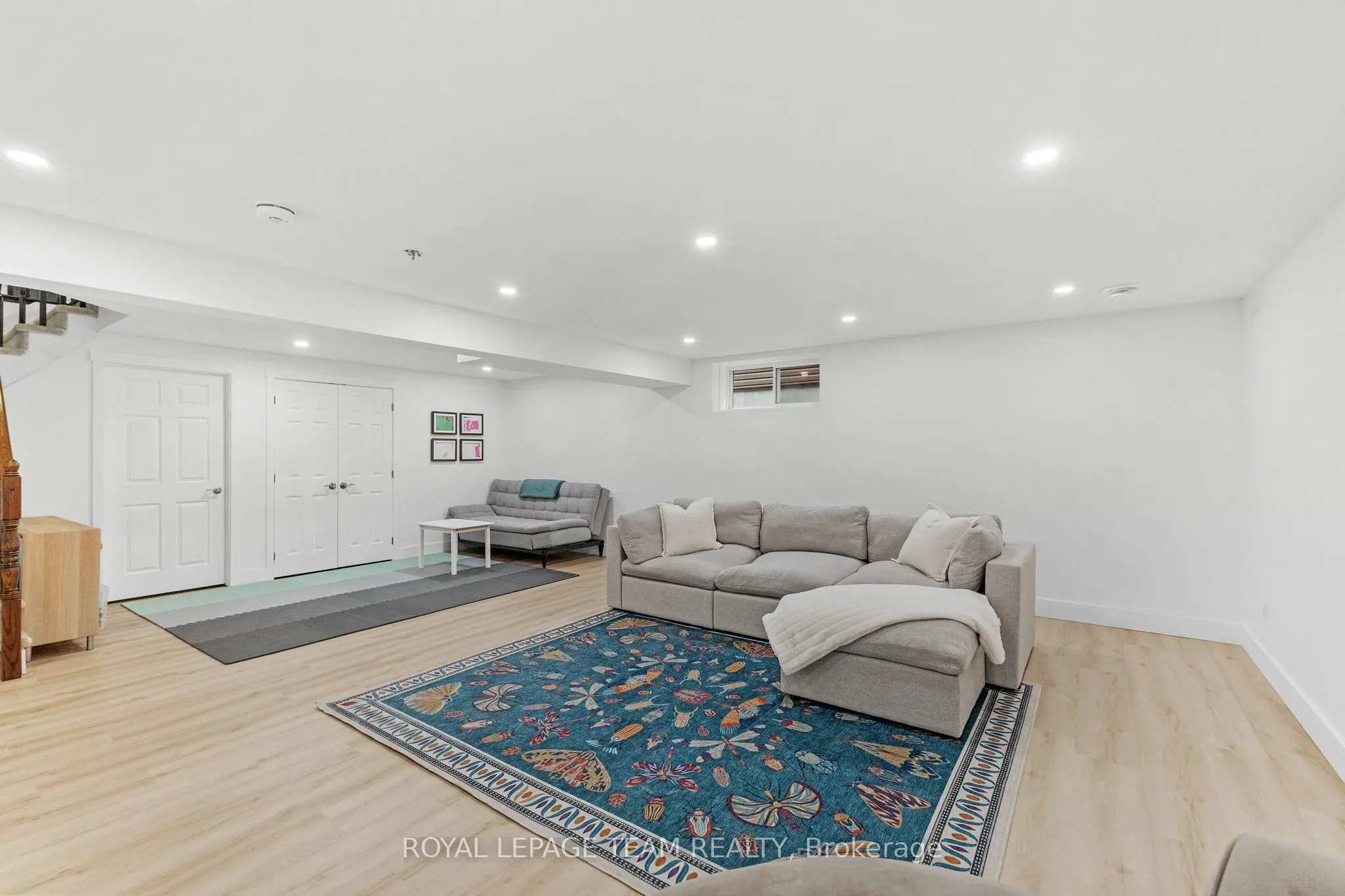 248 Shinny Avenue