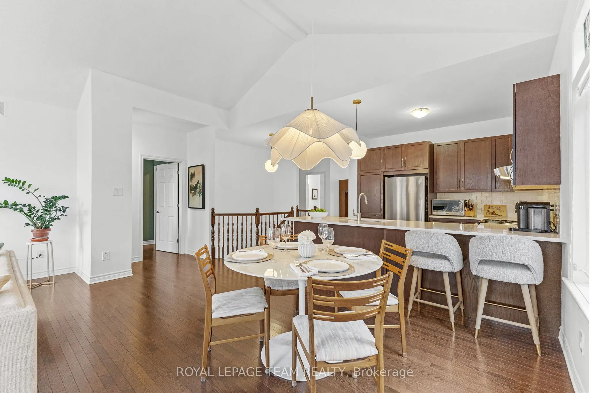 248 Shinny Avenue