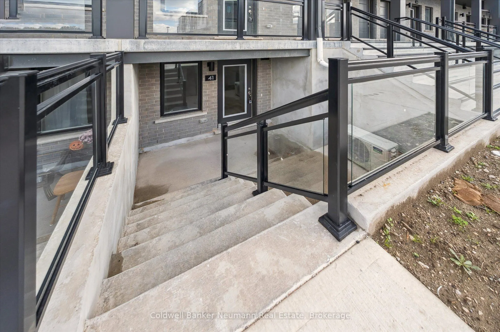 940 David Street N, #41