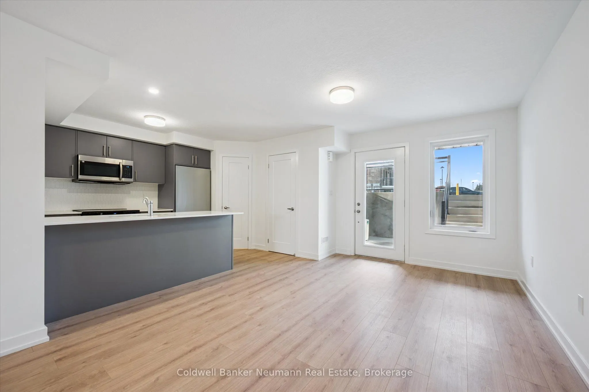 940 David Street N, #41