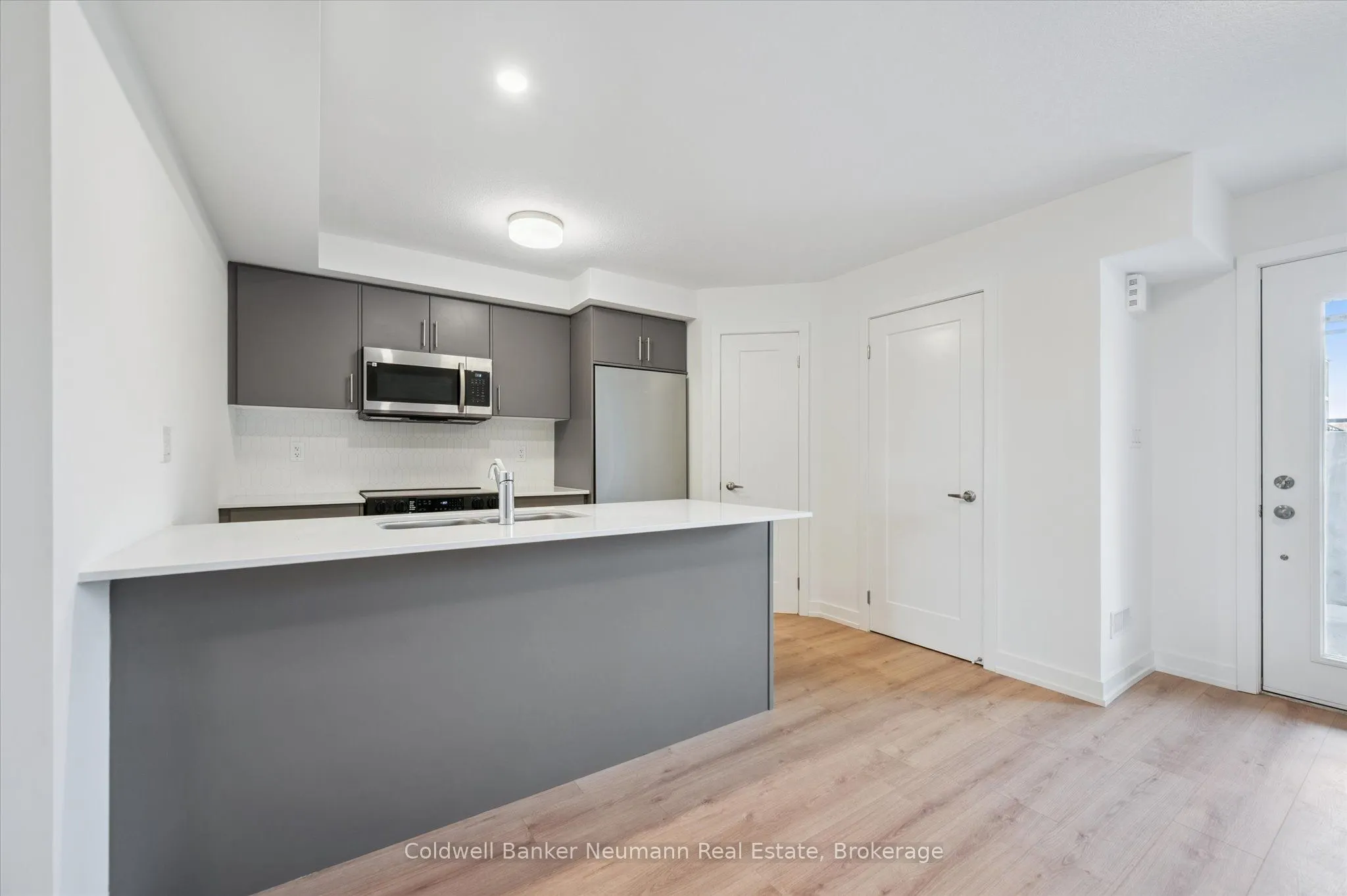940 David Street N, #41