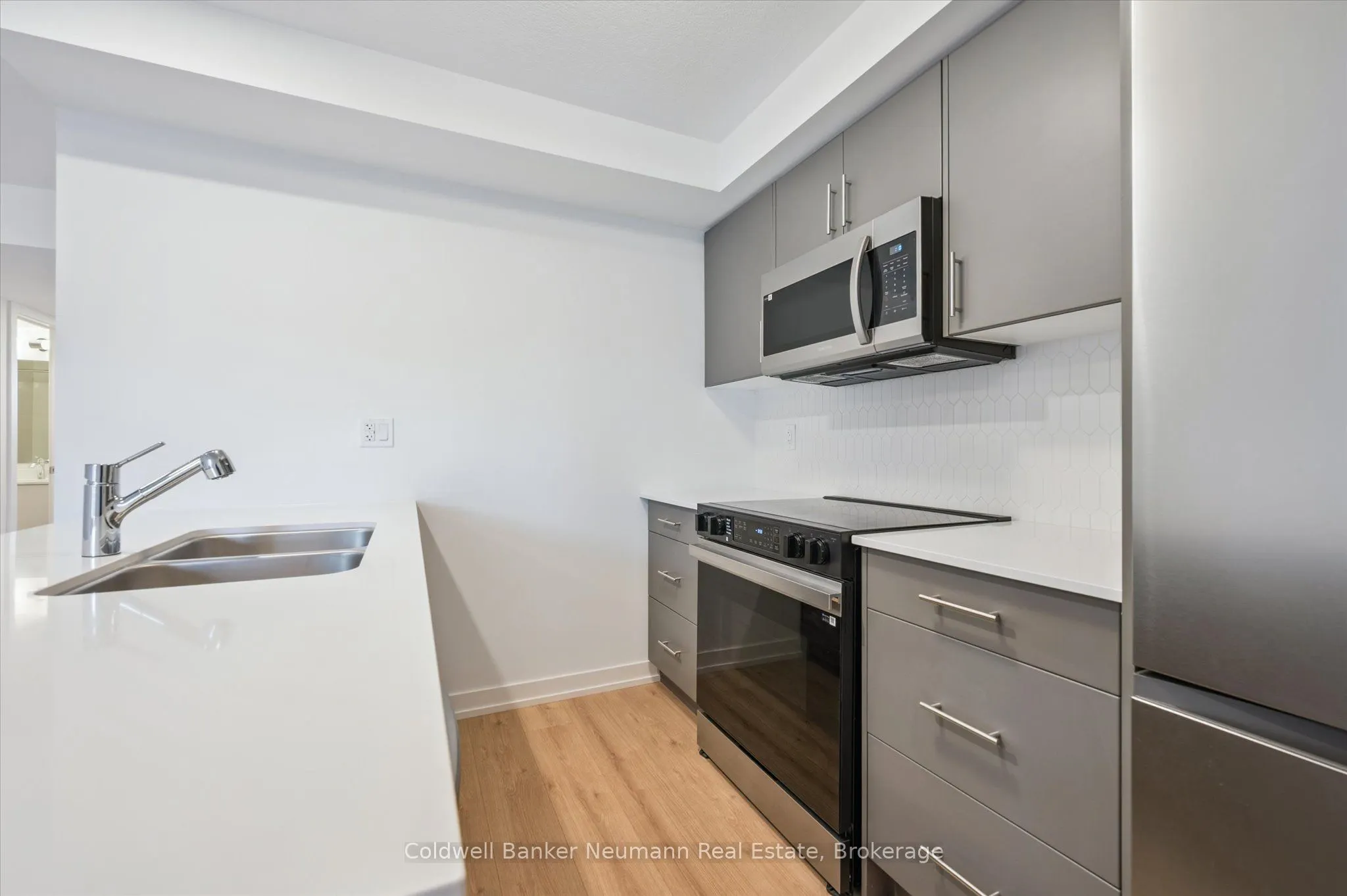 940 David Street N, #41