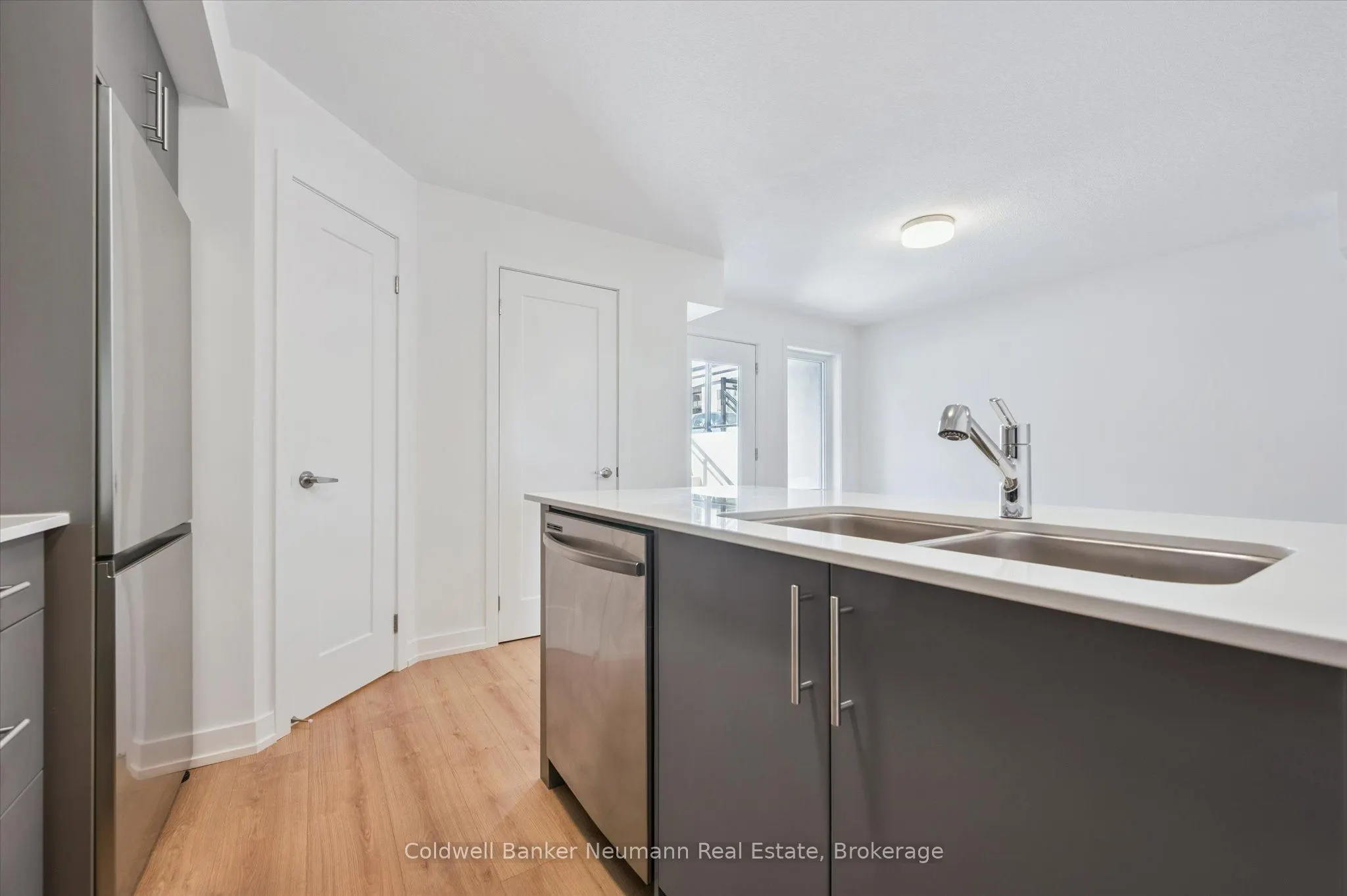 940 David Street N, #41