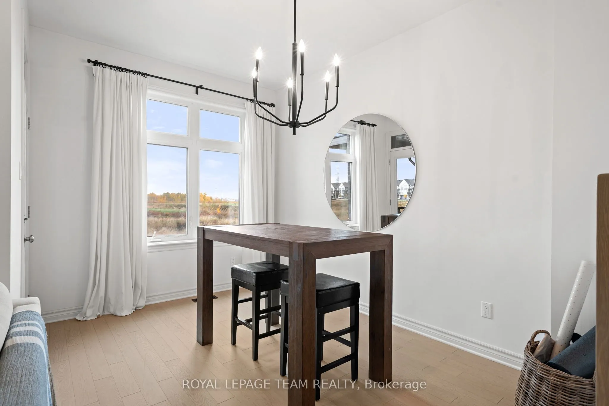 14 Verglas Lane