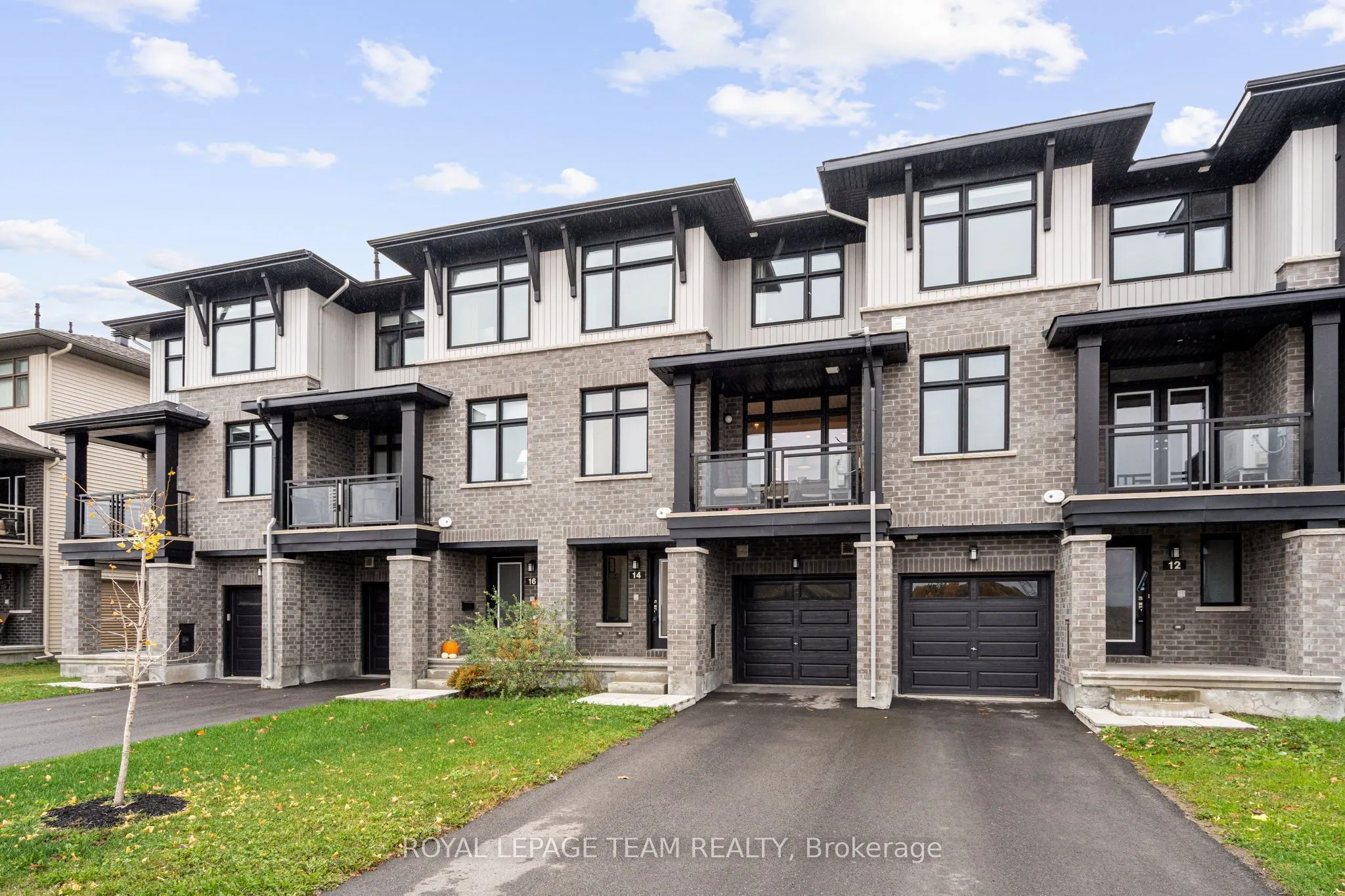 14 Verglas Lane