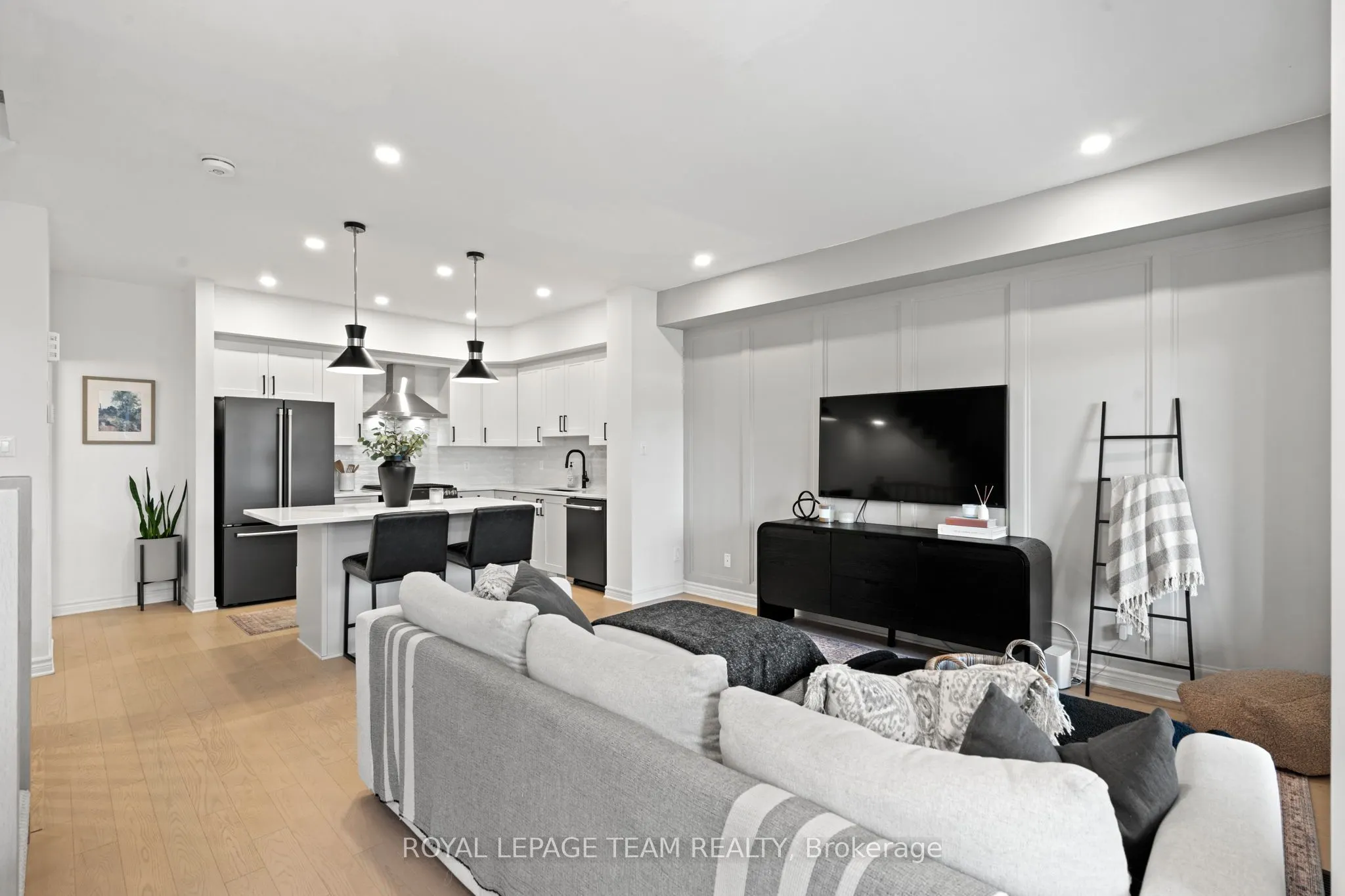 14 Verglas Lane