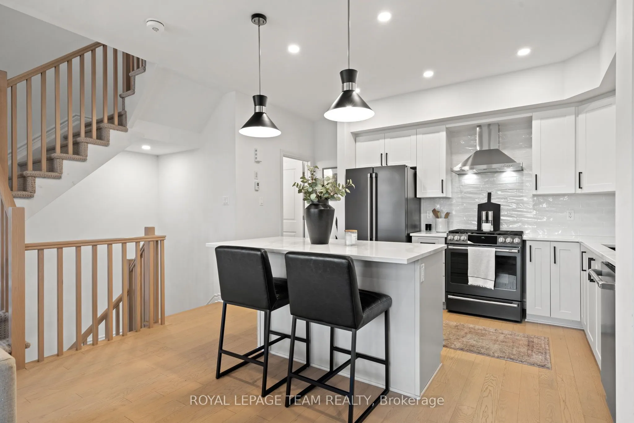 14 Verglas Lane