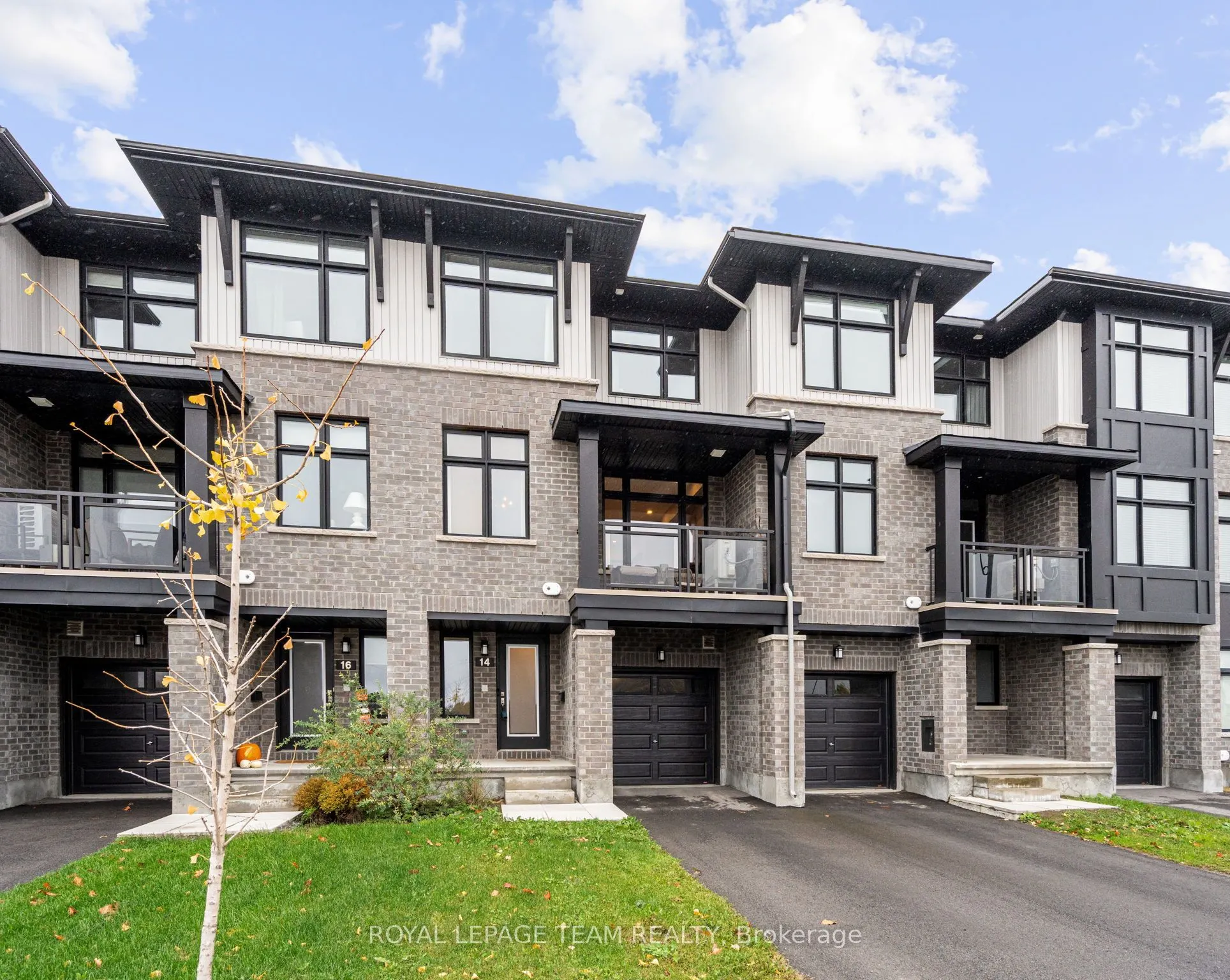 14 Verglas Lane