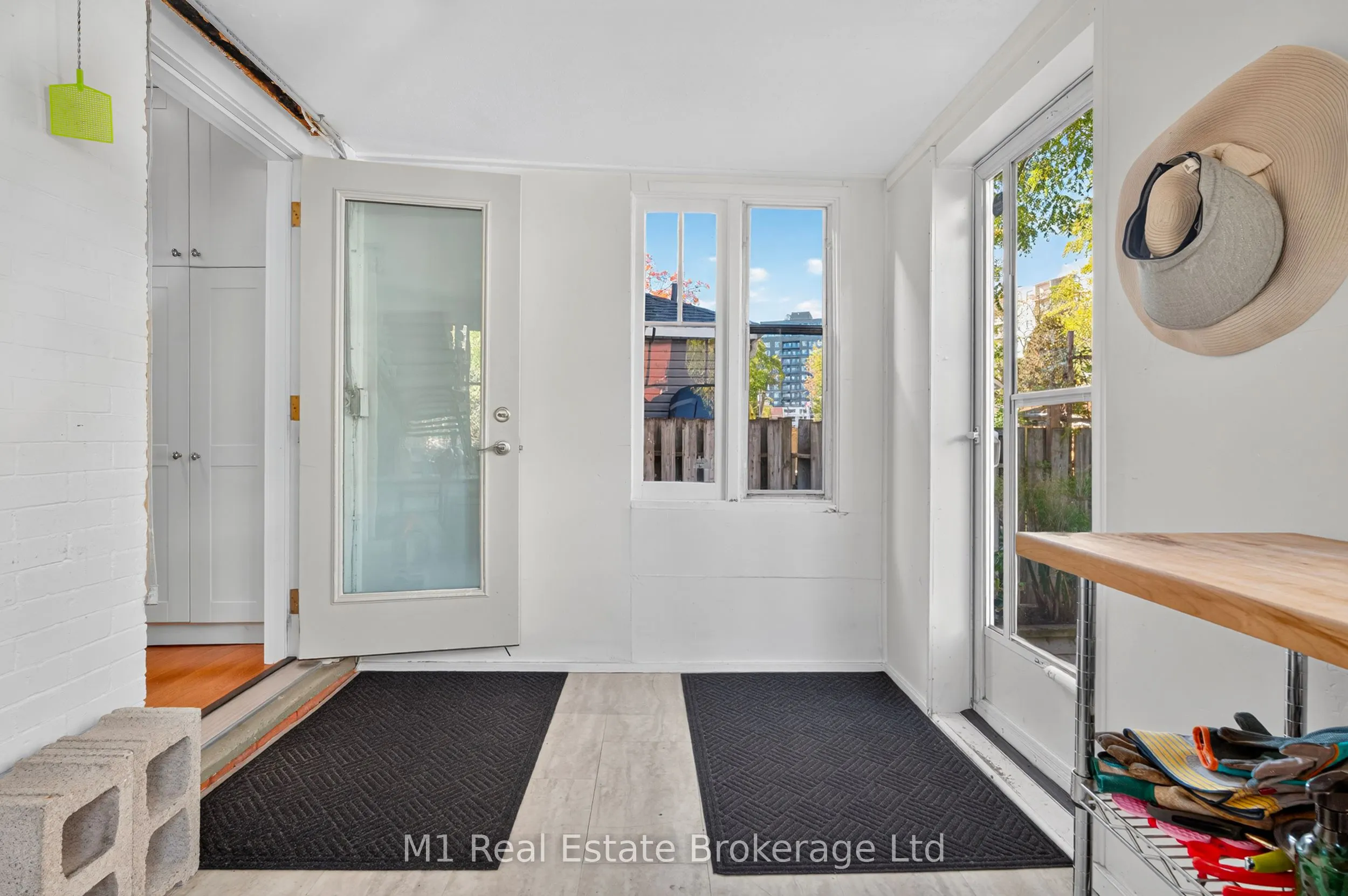60 Howitt Street
