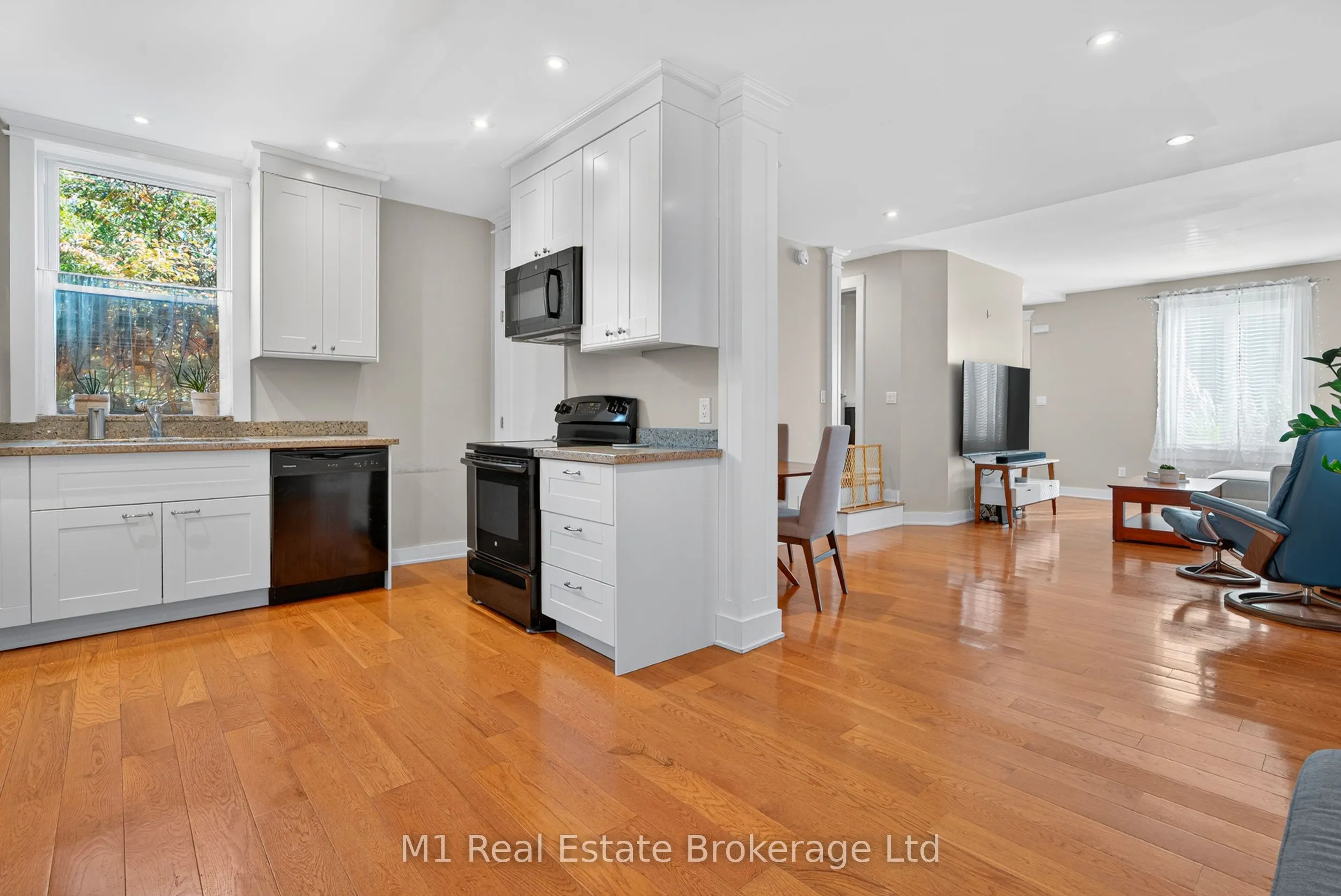 60 Howitt Street