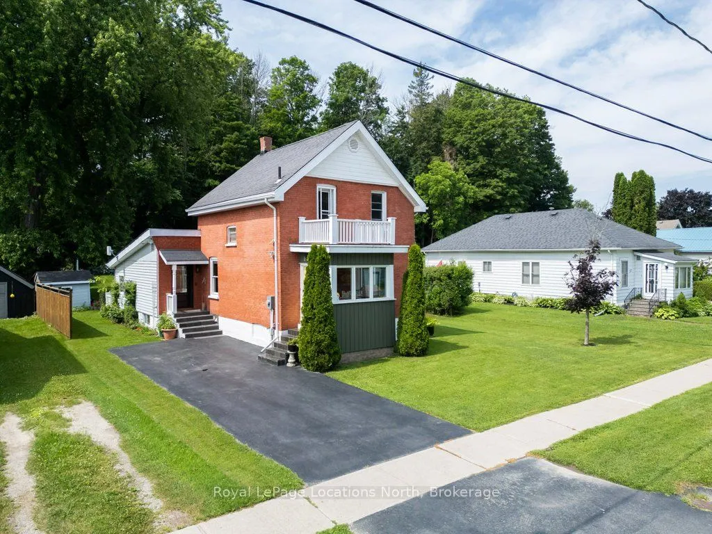25 Edwin Street W
