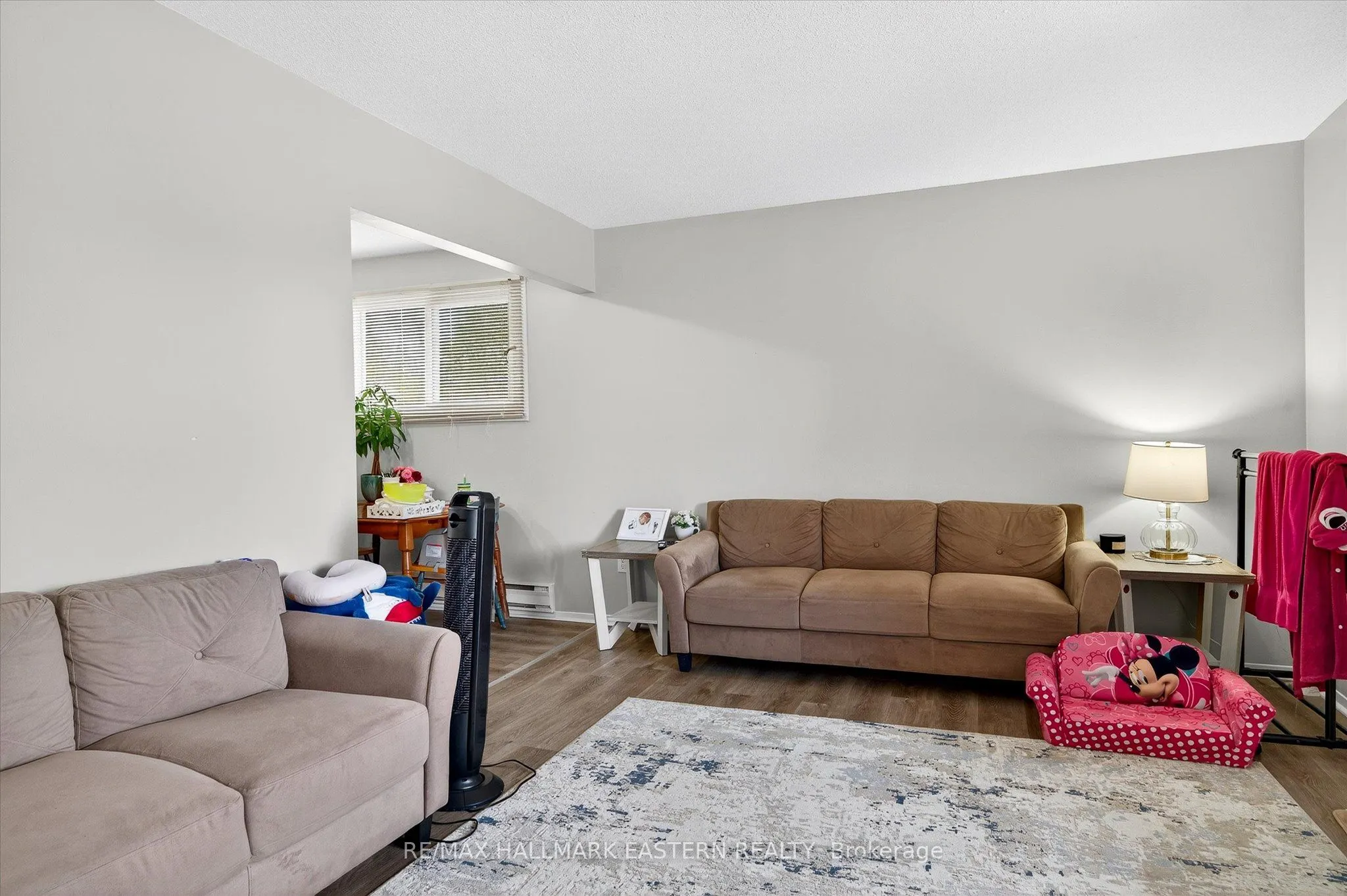 135 Lansdowne Street W