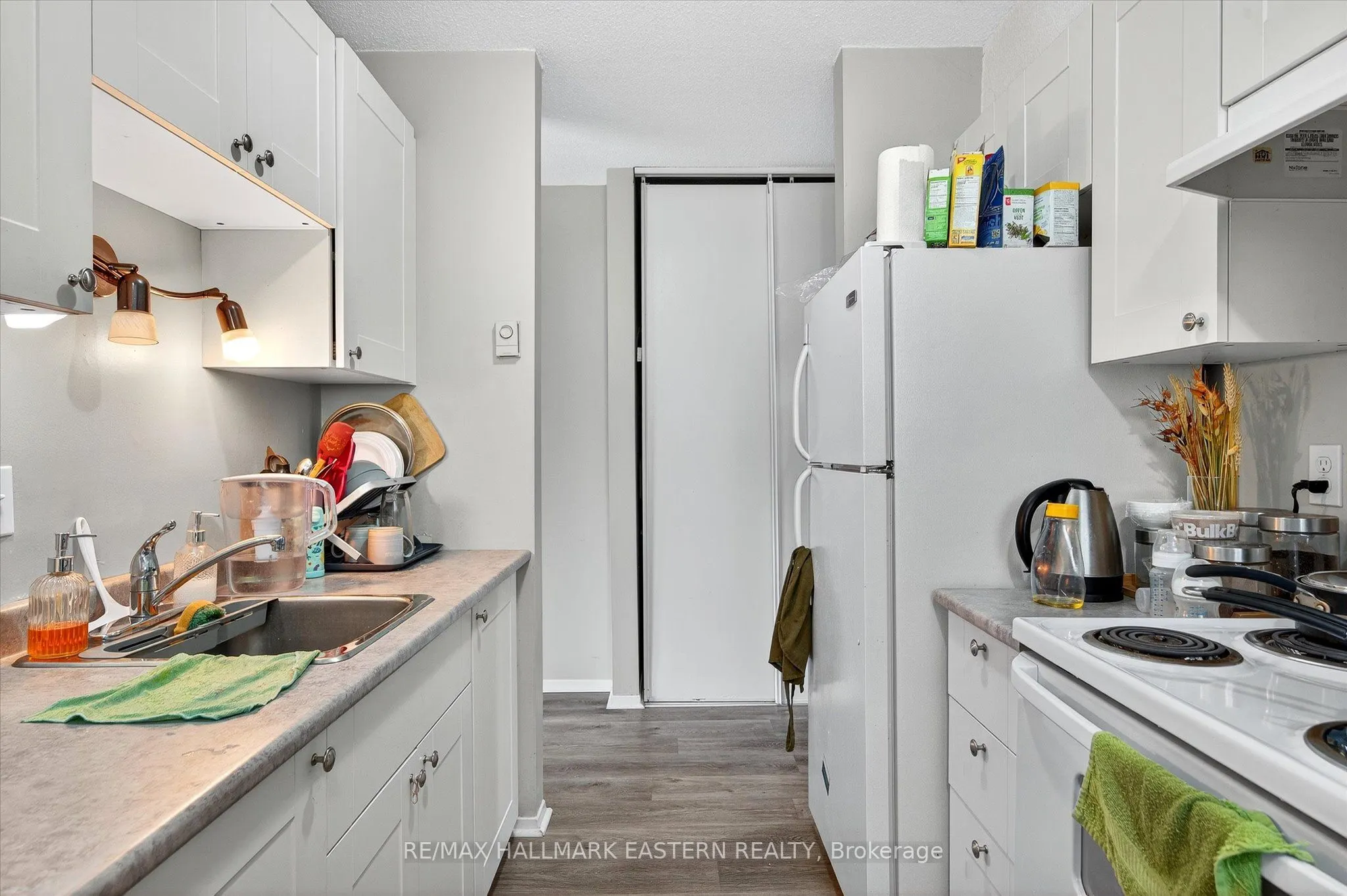 135 Lansdowne Street W