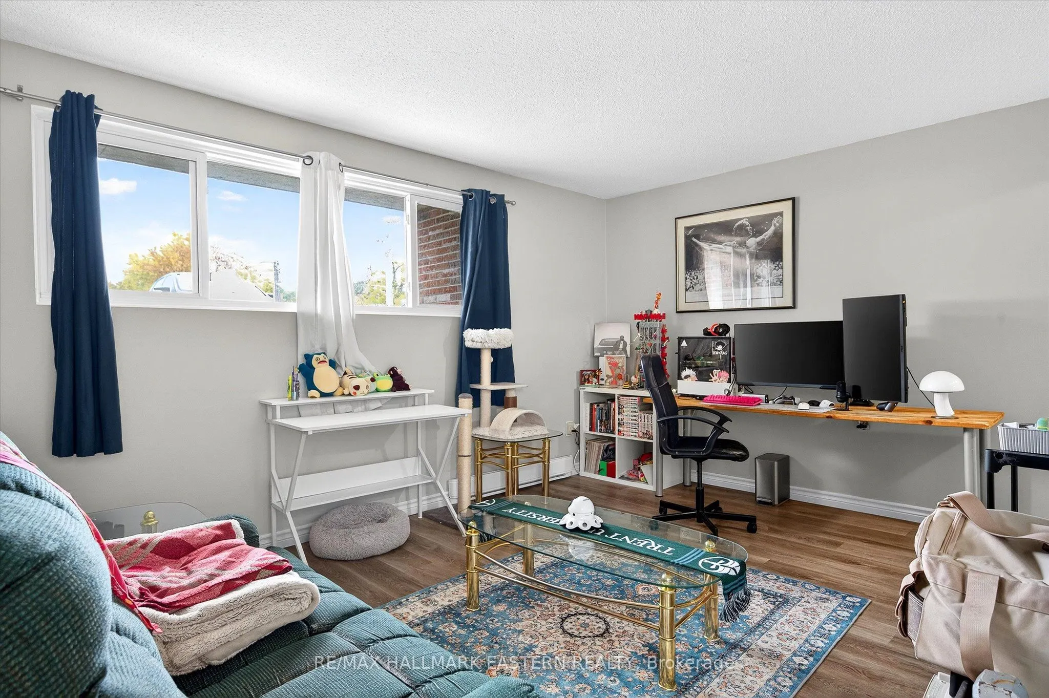 135 Lansdowne Street W