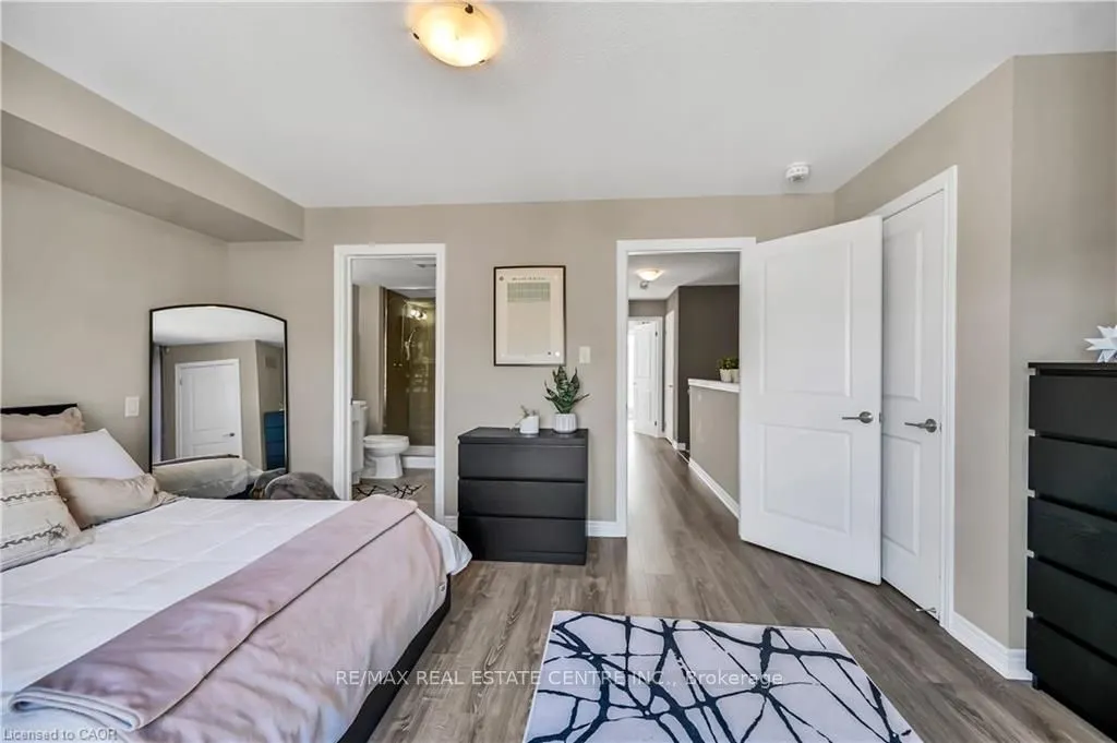 61 Esplanade Lane, #10