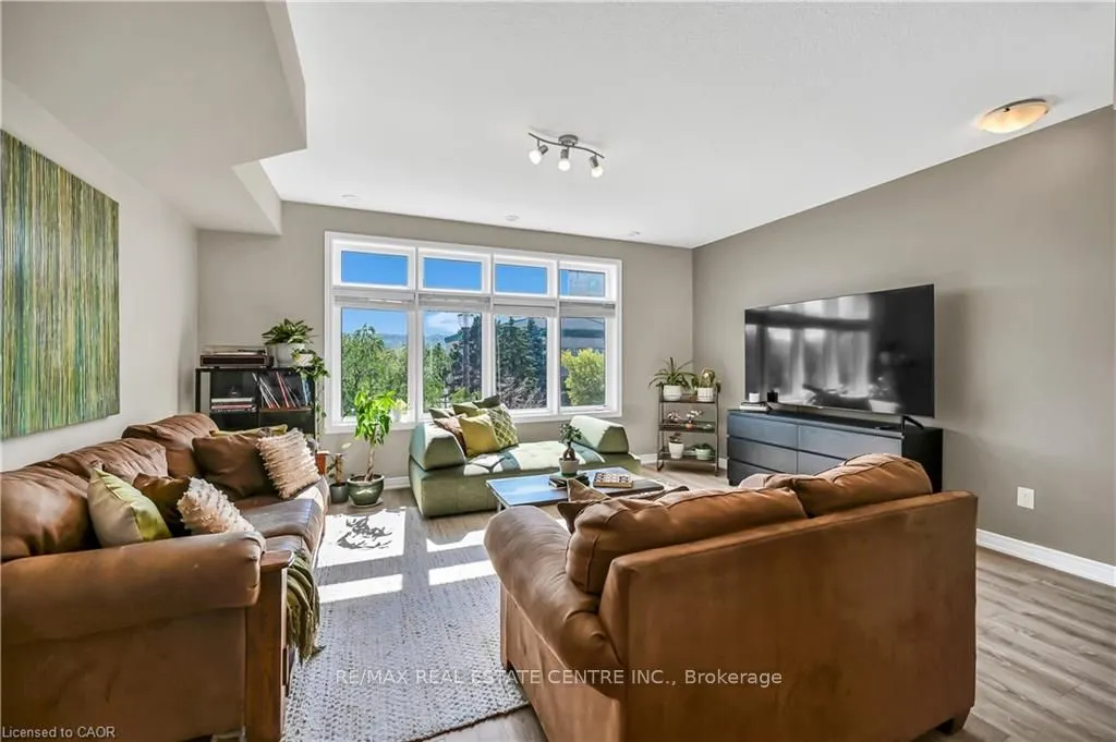 61 Esplanade Lane, #10