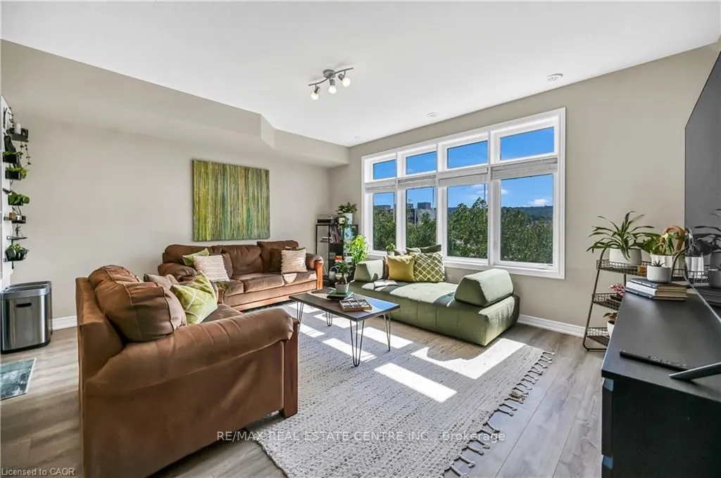 61 Esplanade Lane, #10