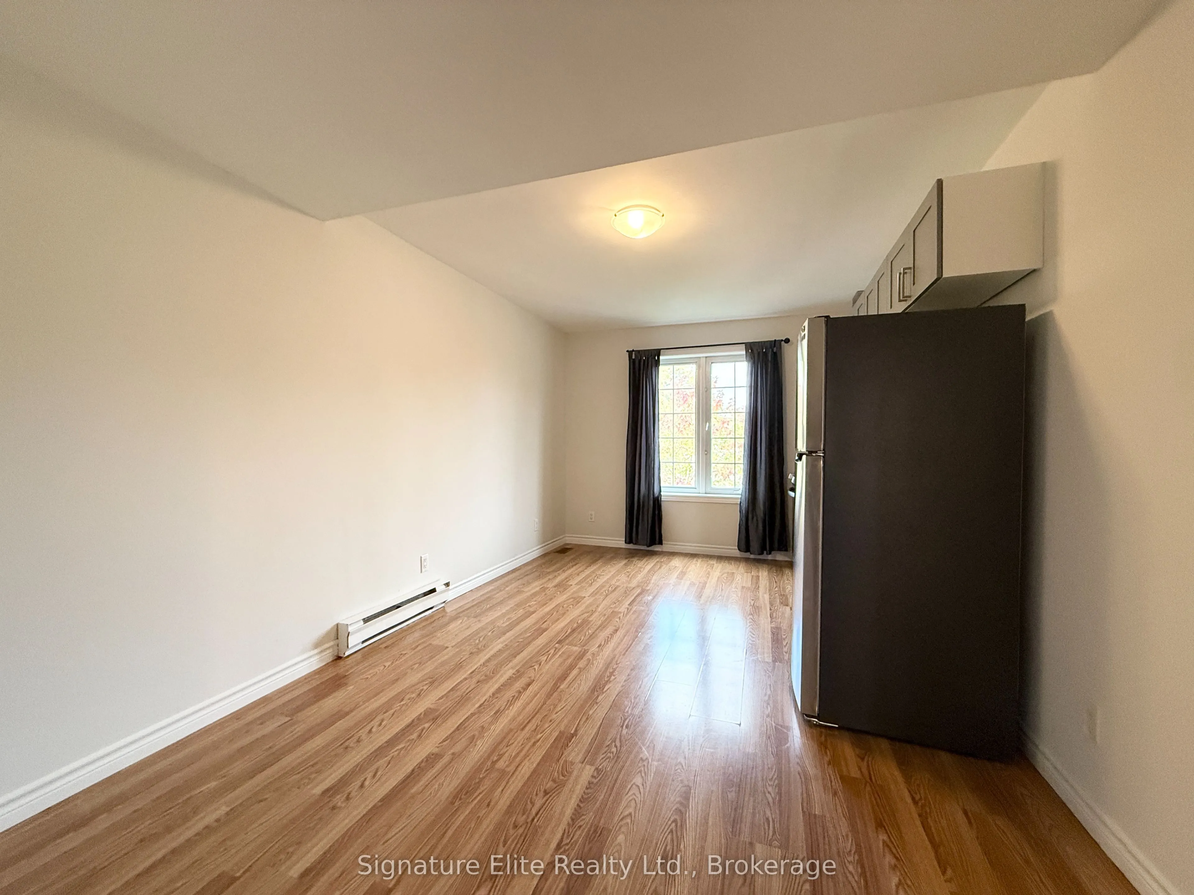435 Mcalpine Avenue N, #2