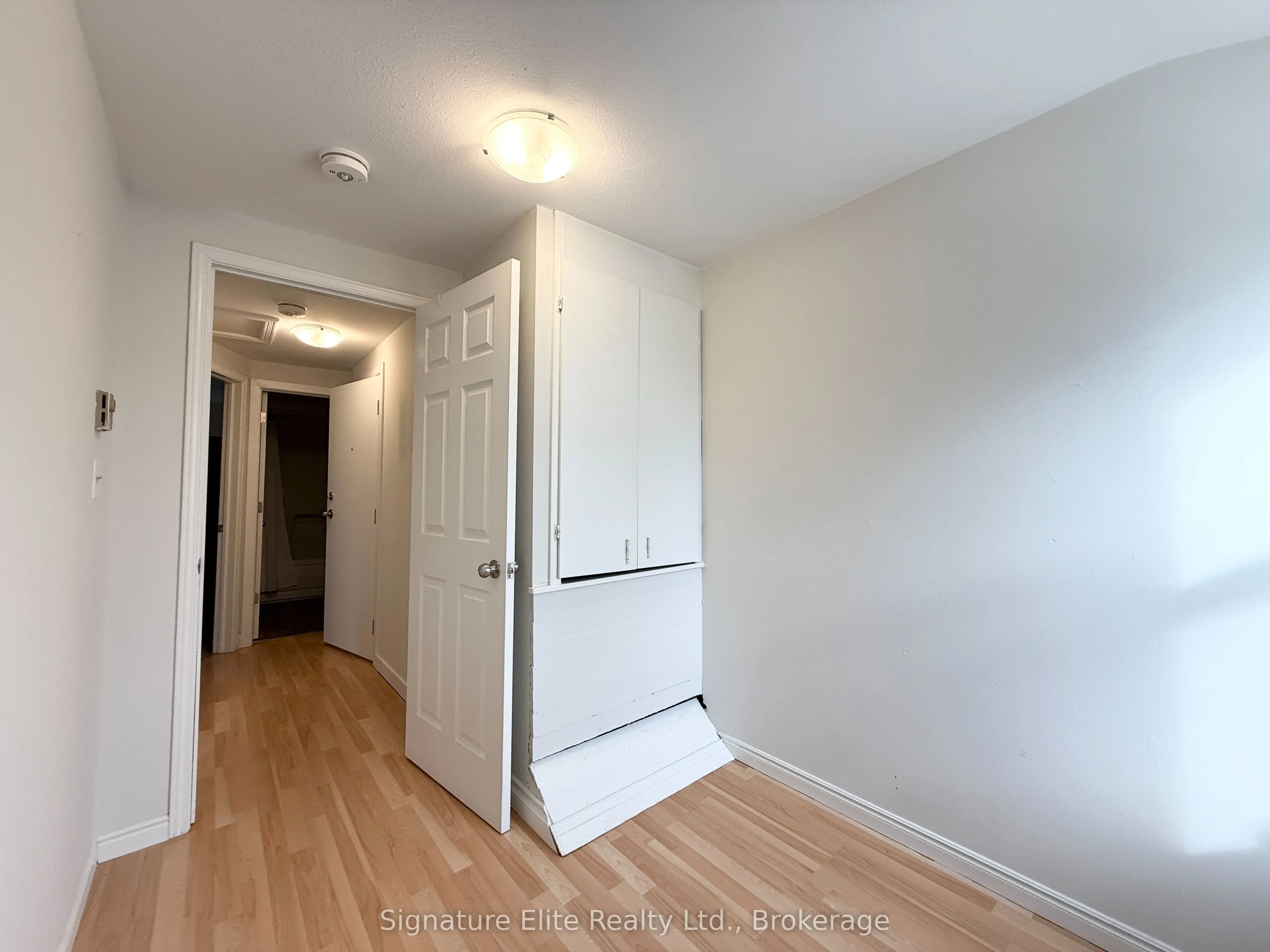 435 Mcalpine Avenue N, #2
