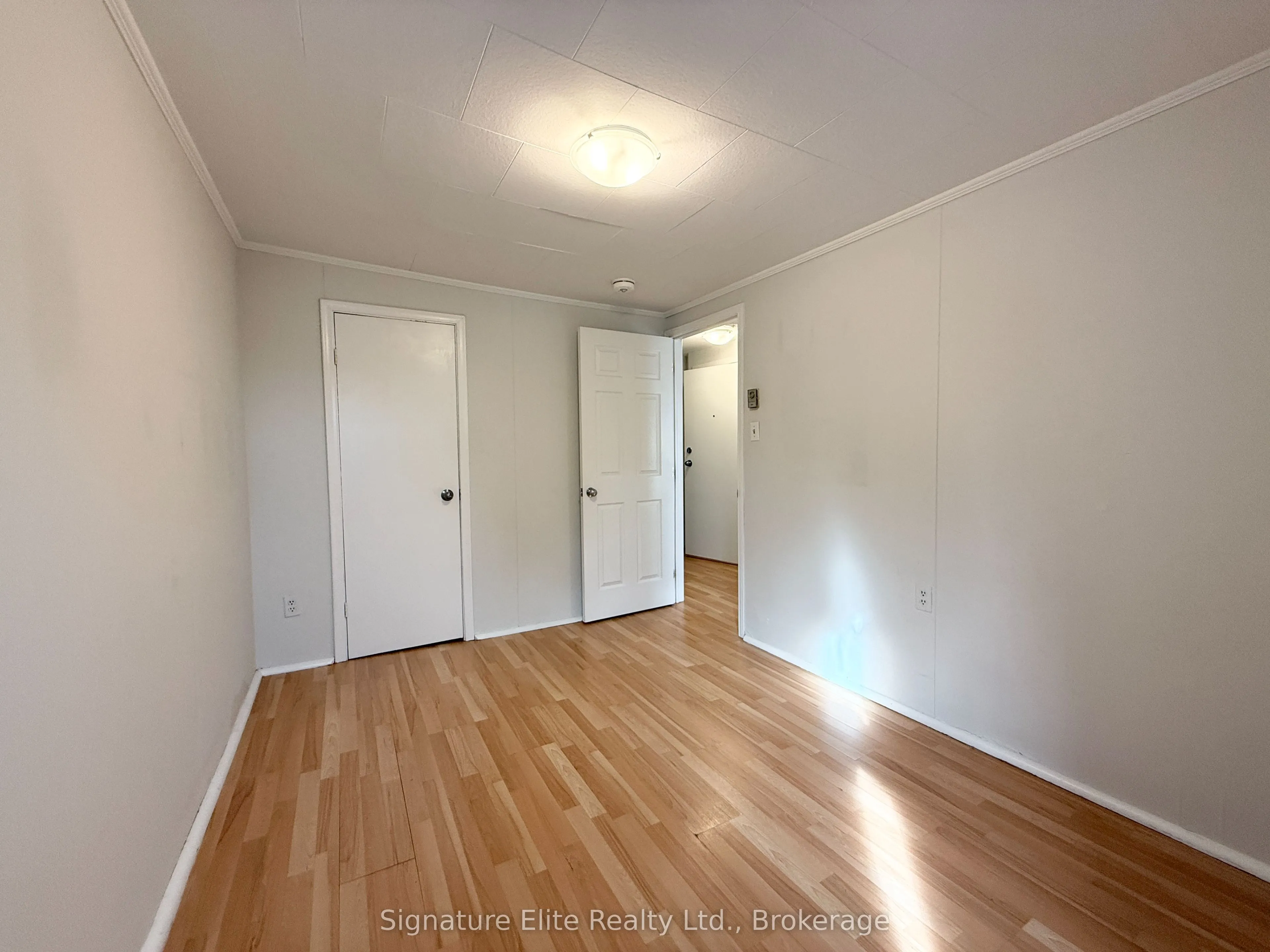 435 Mcalpine Avenue N, #2