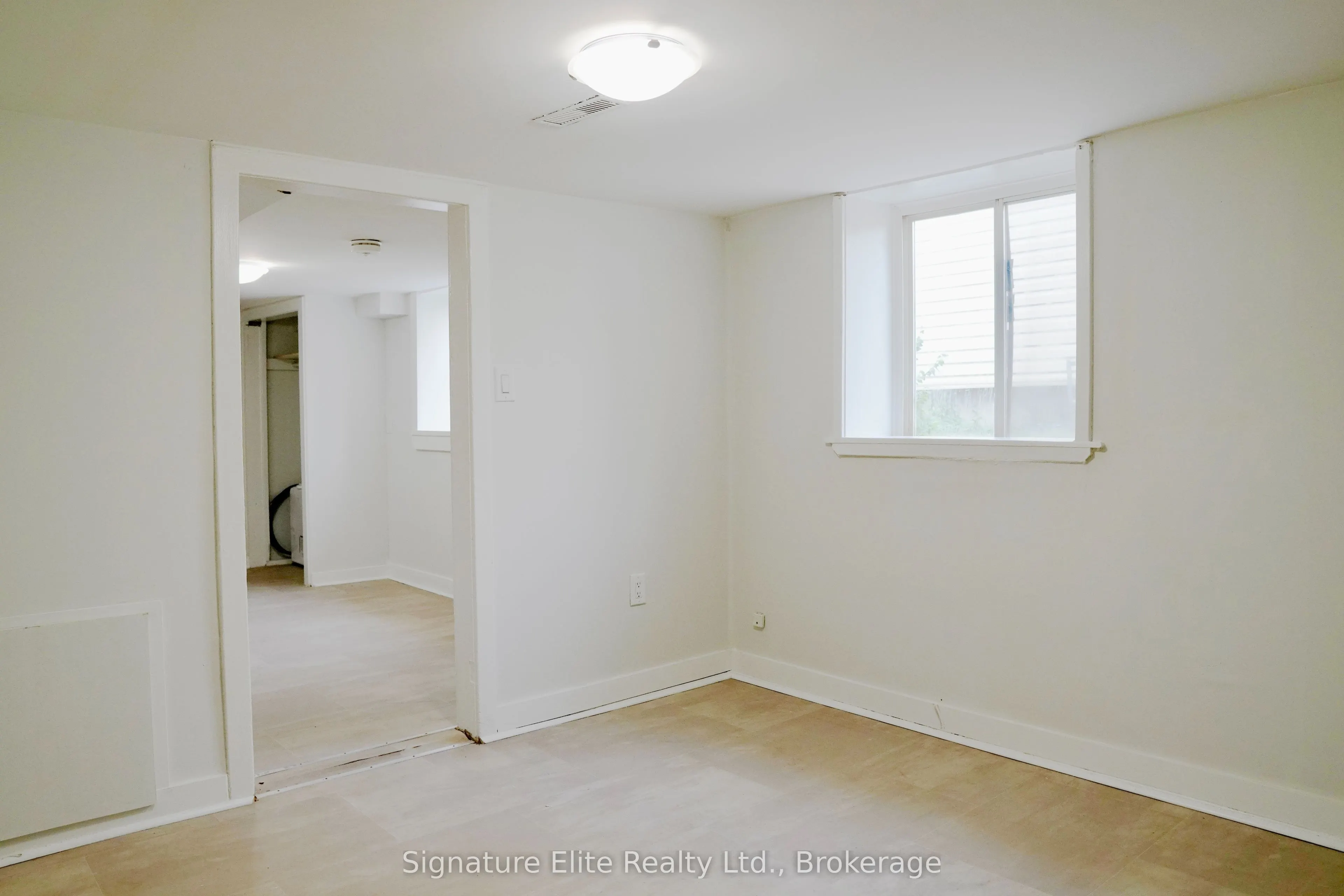386 Gatfield Avenue, #1