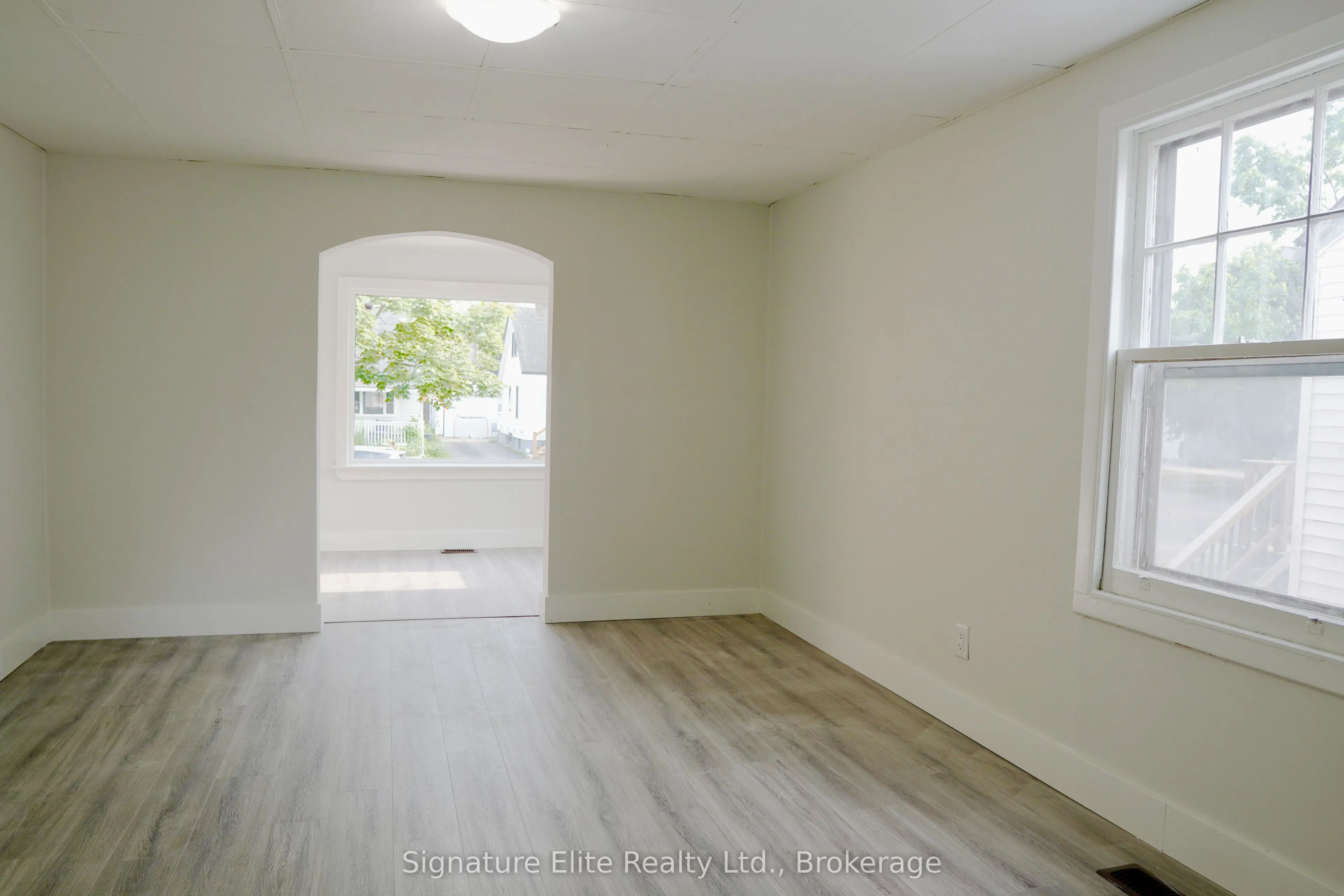 386 Gatfield Avenue, #2