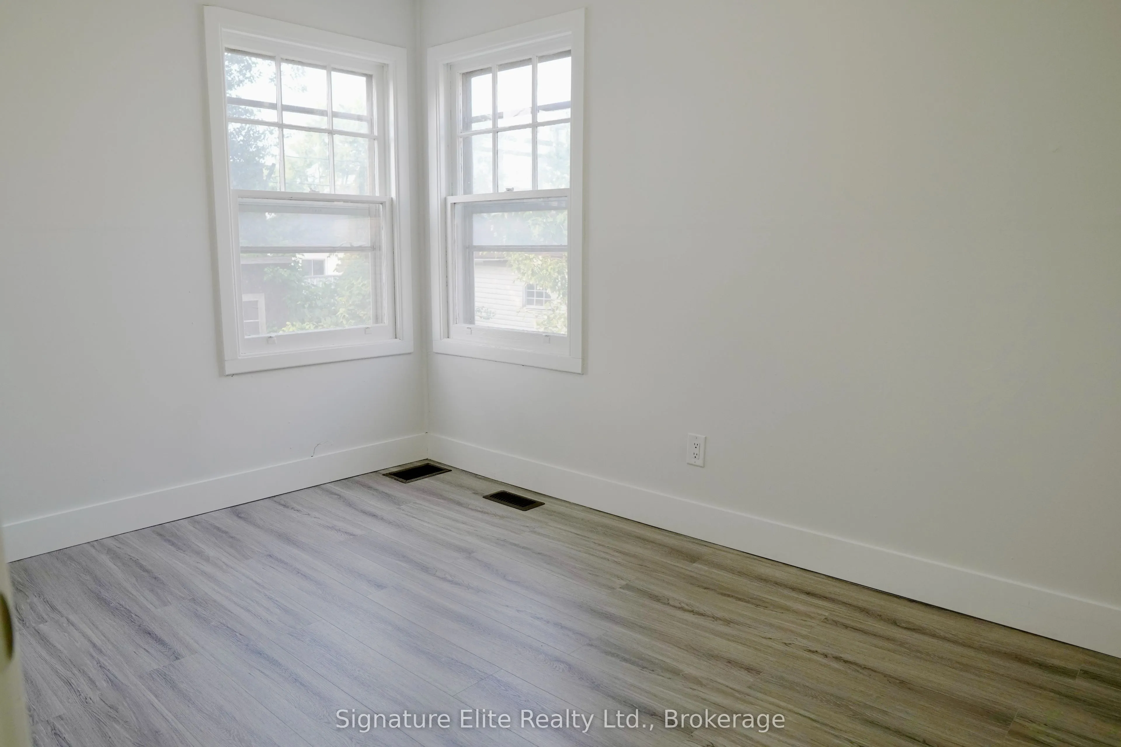 386 Gatfield Avenue, #2