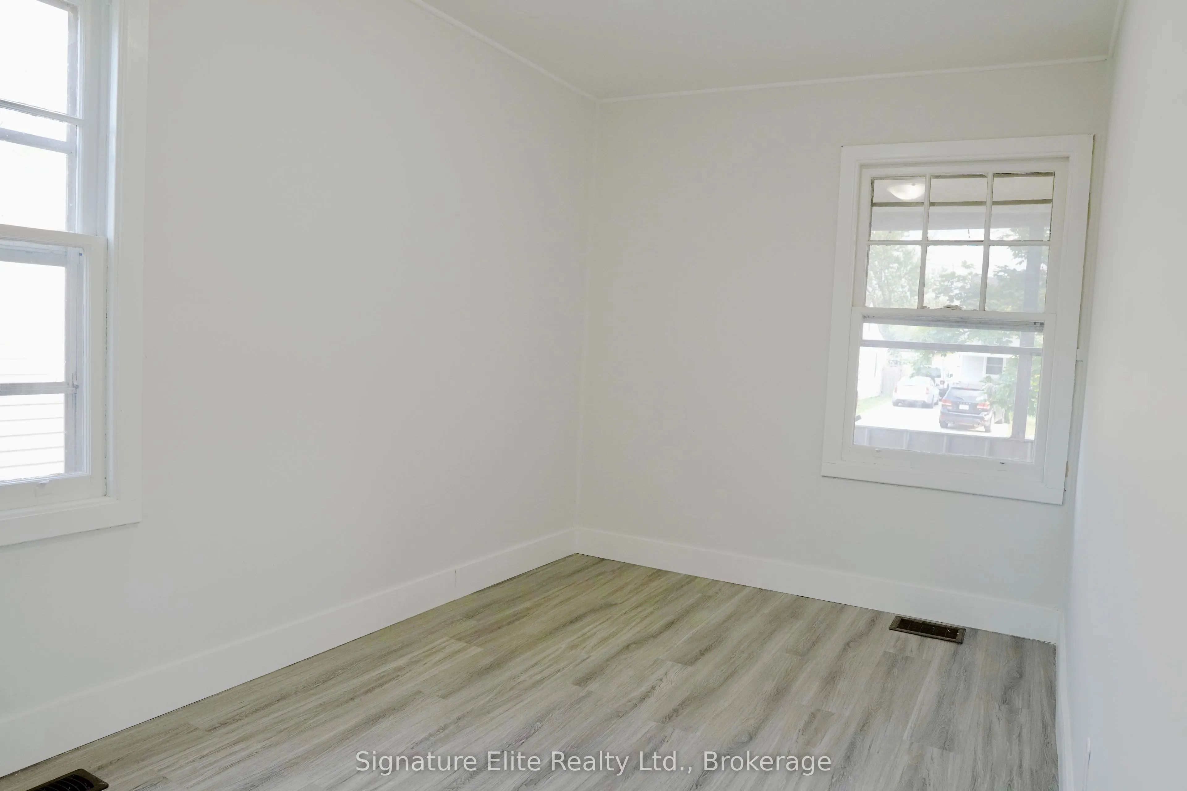 386 Gatfield Avenue, #2