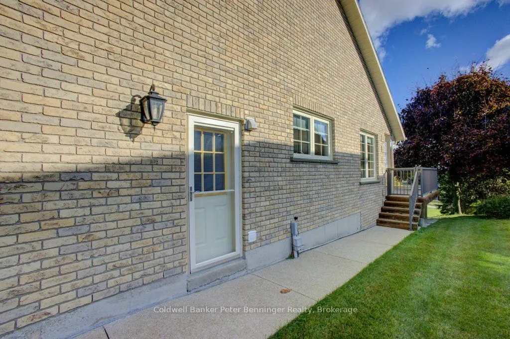 79 George Street S