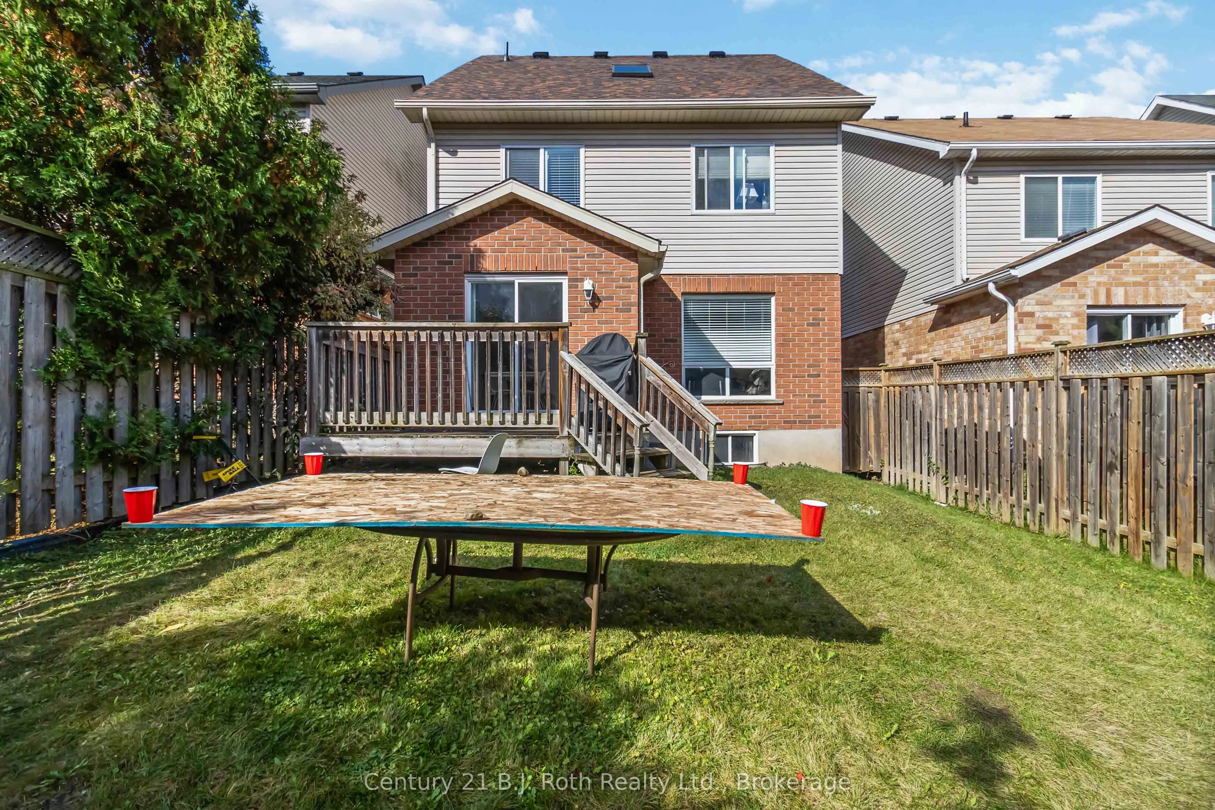 18 Darnell Road