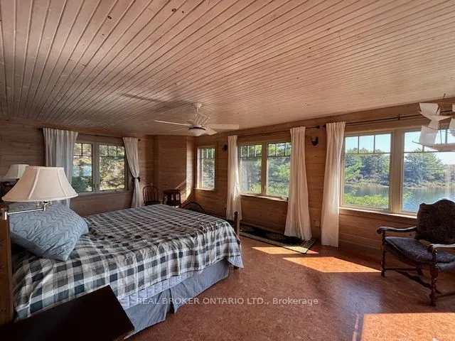 121 Rattlebear Drive