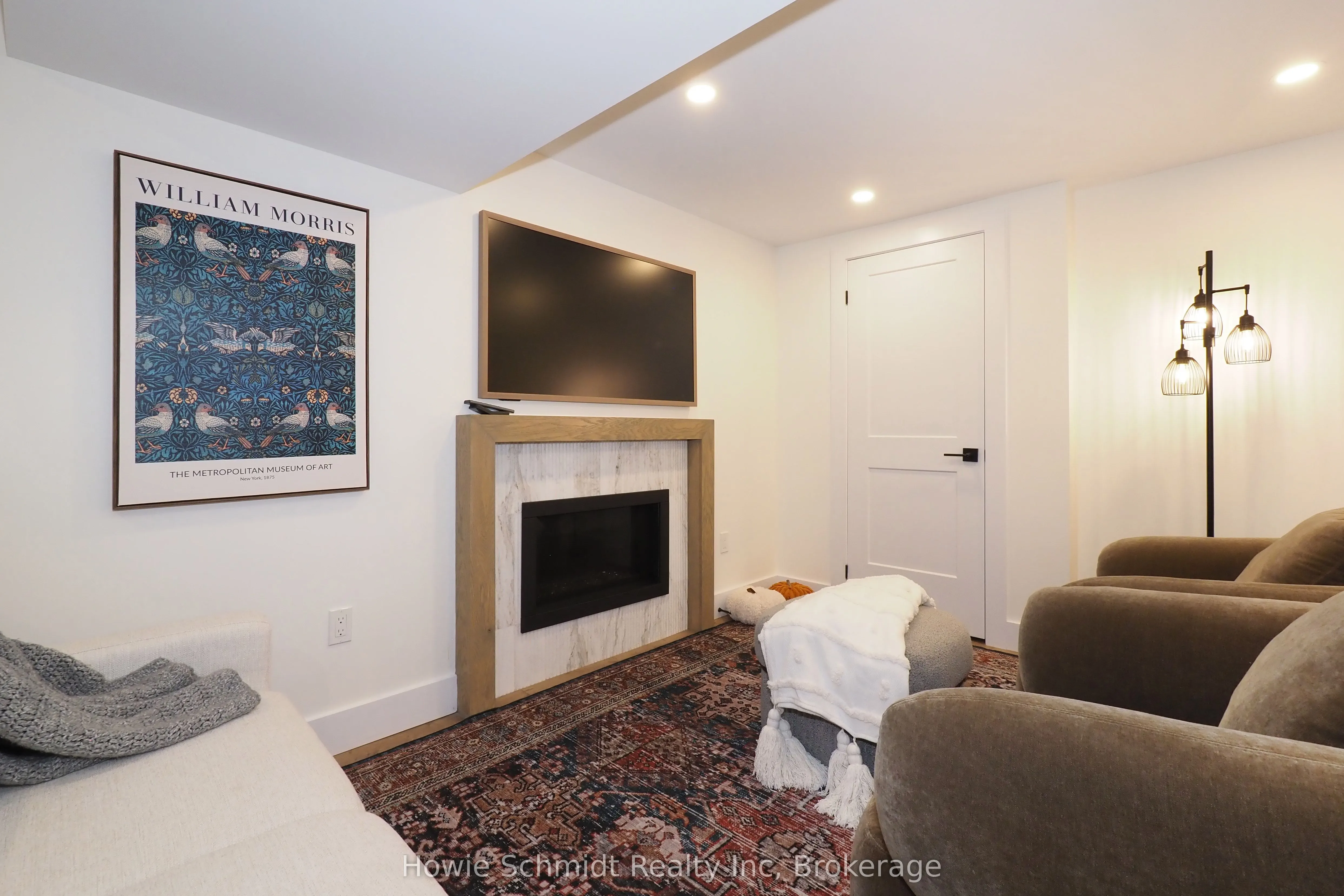 143 Angela Crescent