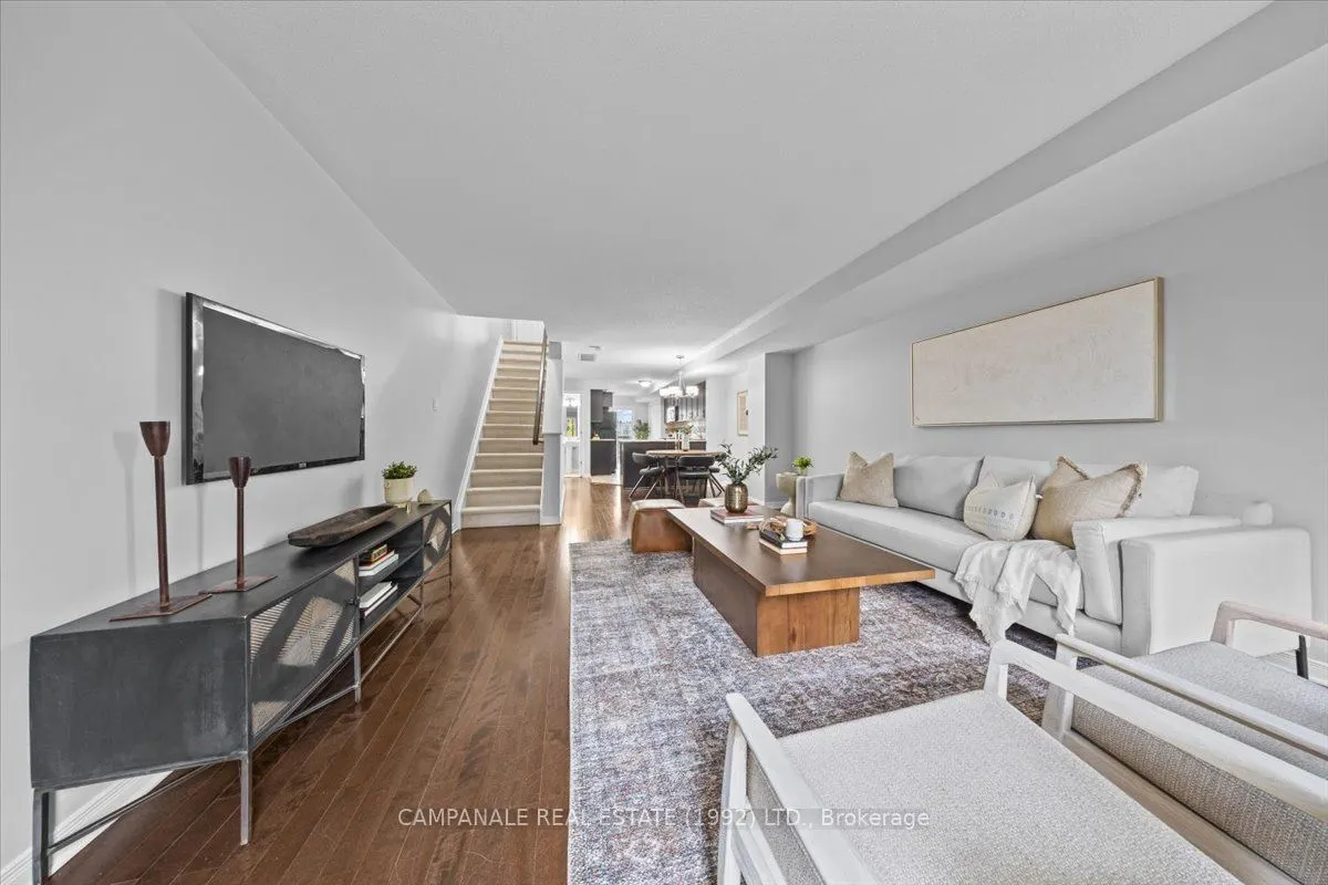 679 Via Amalfi Street