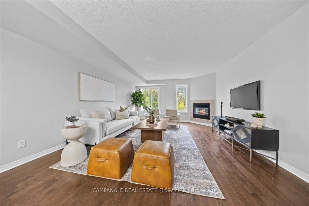 679 Via Amalfi Street