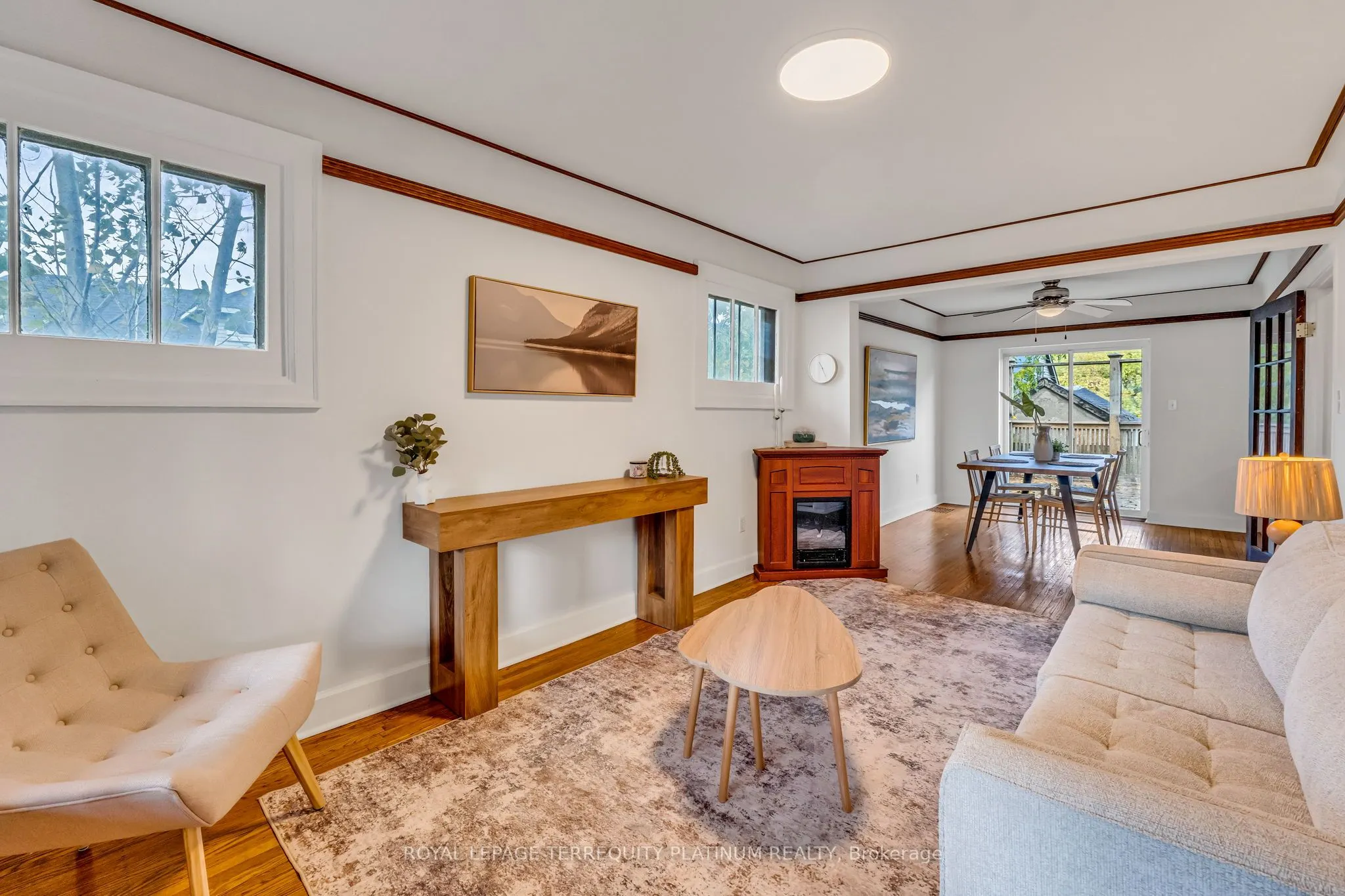 10 Locarno Avenue