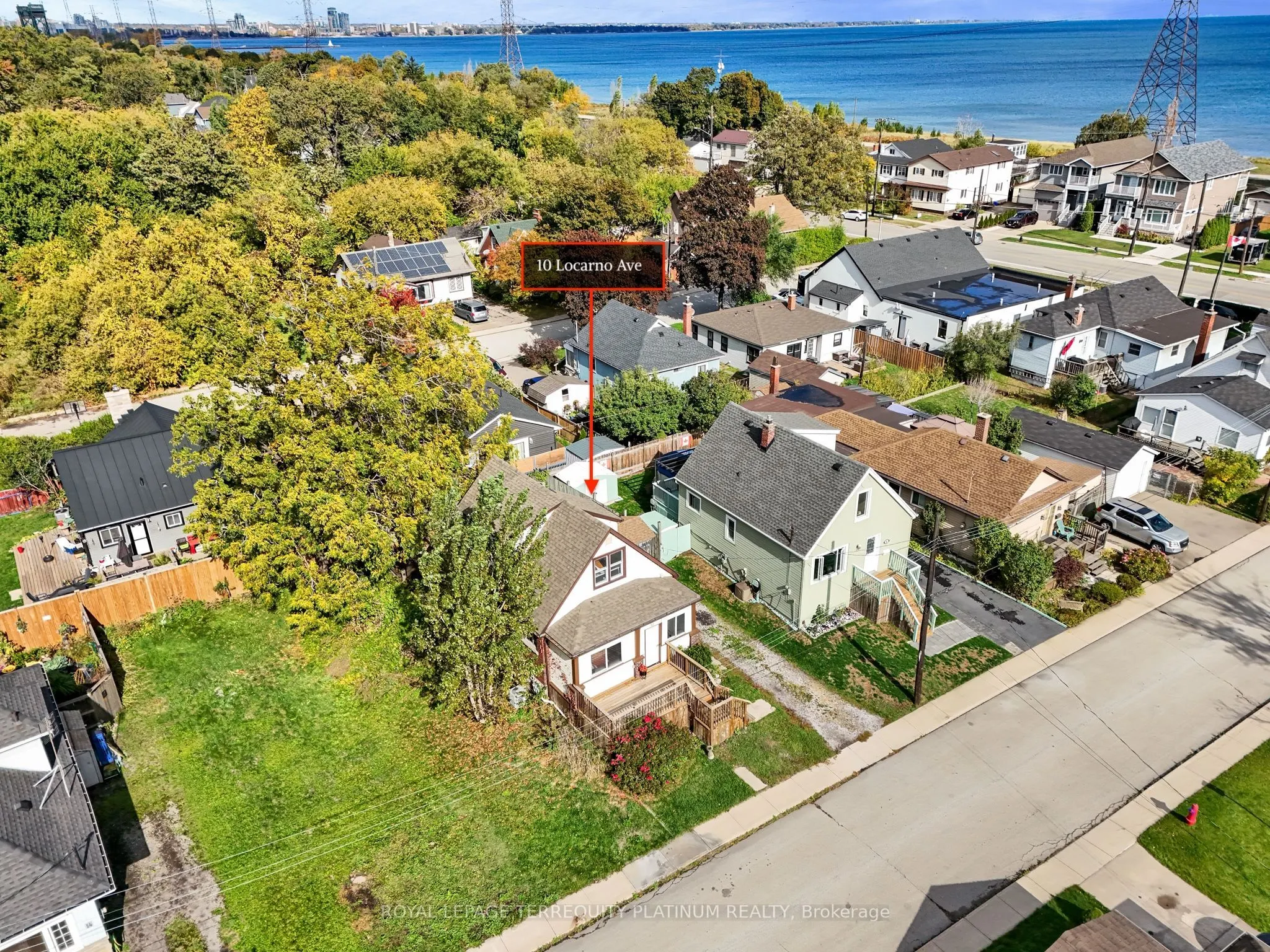 10 Locarno Avenue