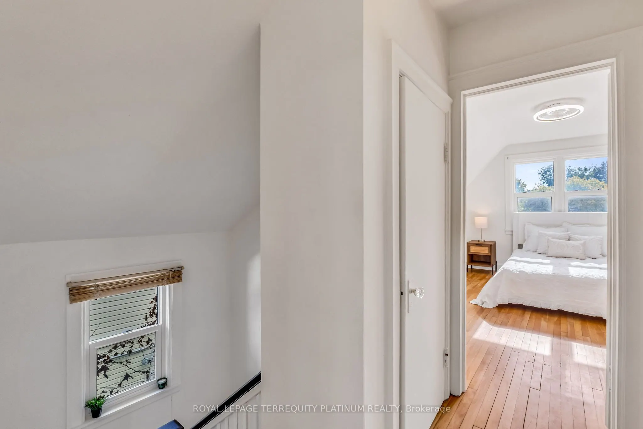 10 Locarno Avenue