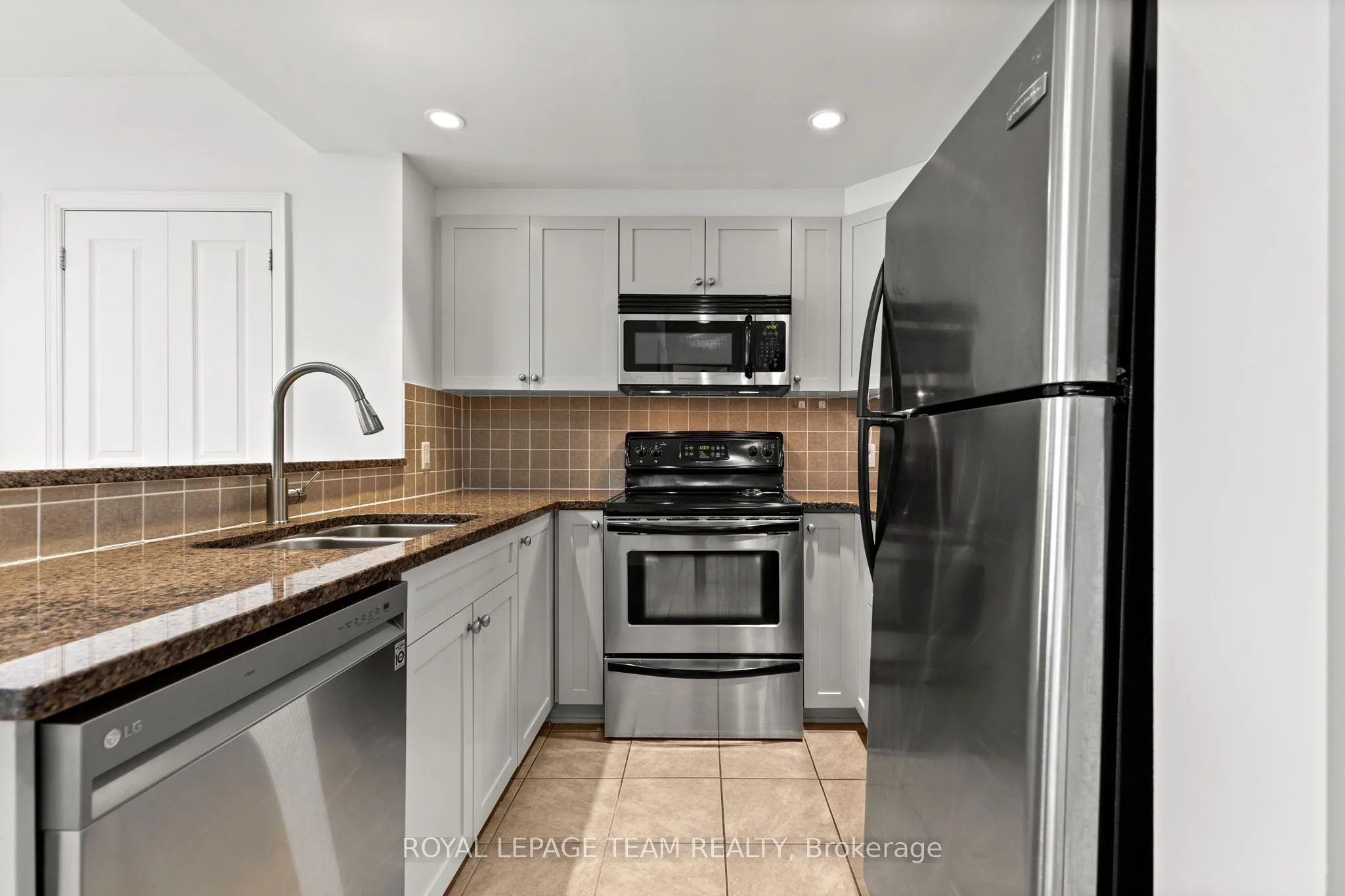 200 Besserer Street, #503