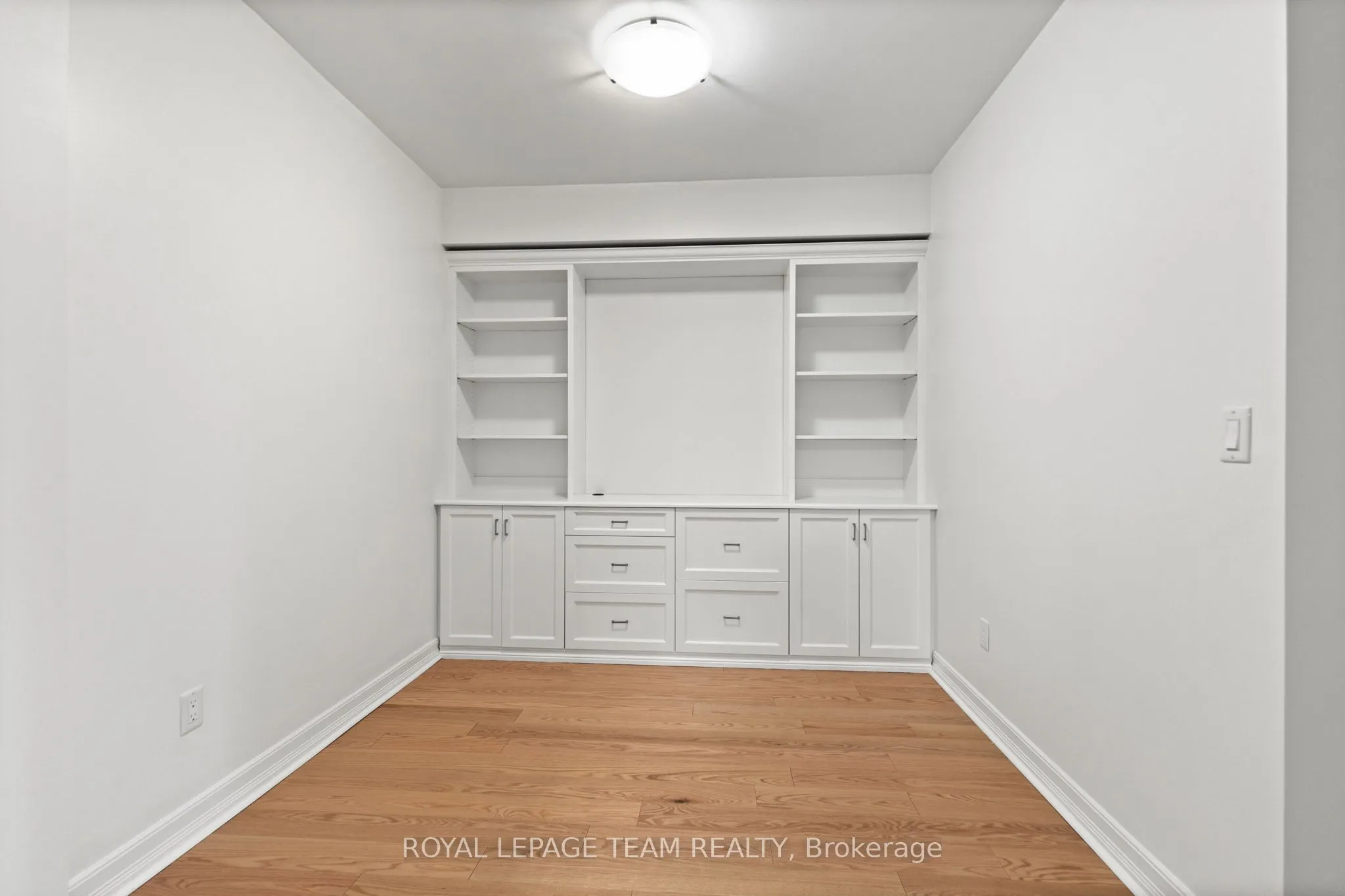 200 Besserer Street, #503