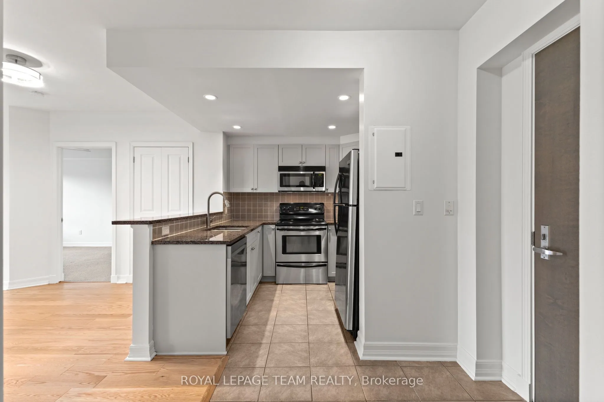 200 Besserer Street, #503